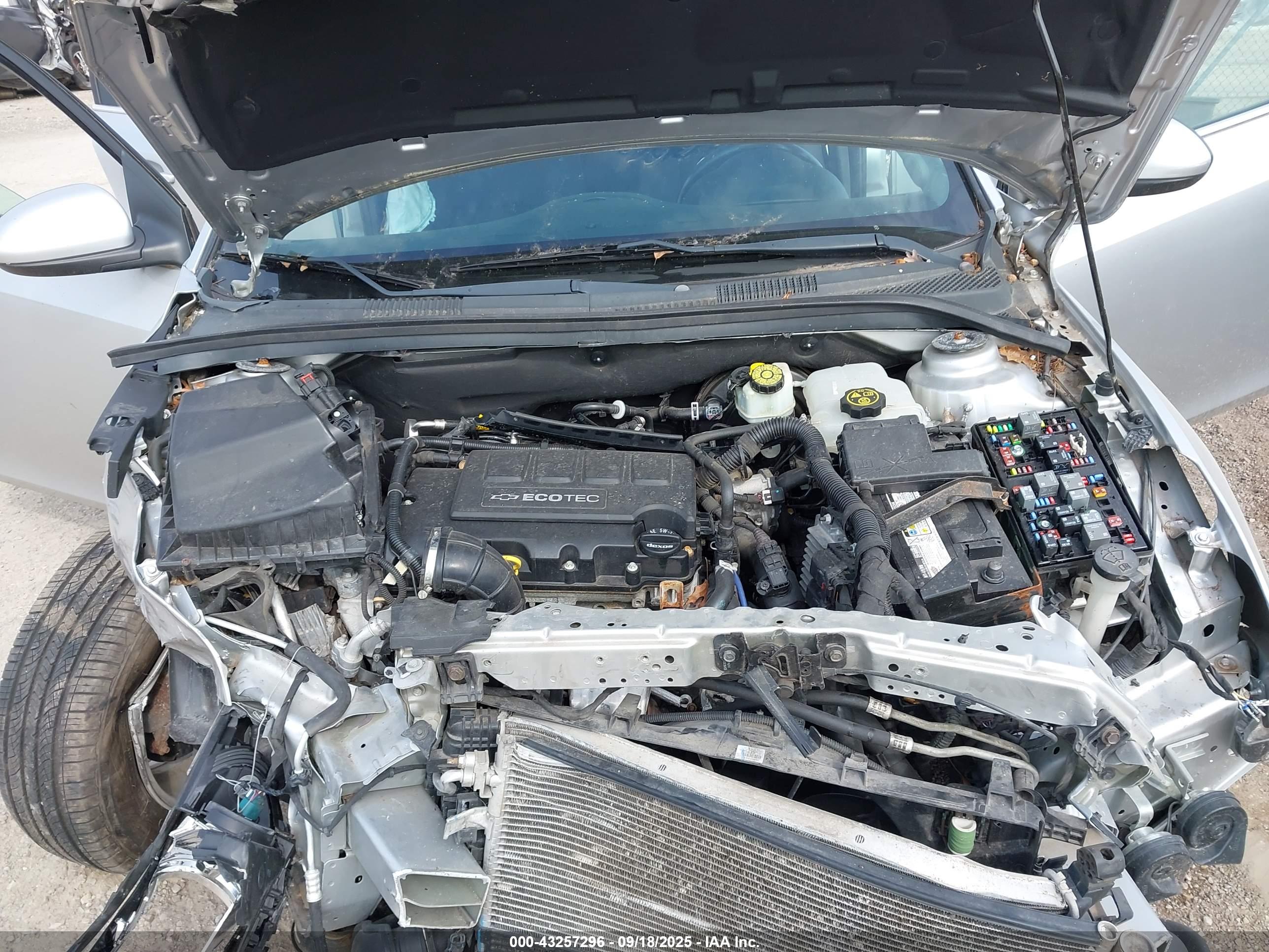CHEVROLET CRUZE image 10