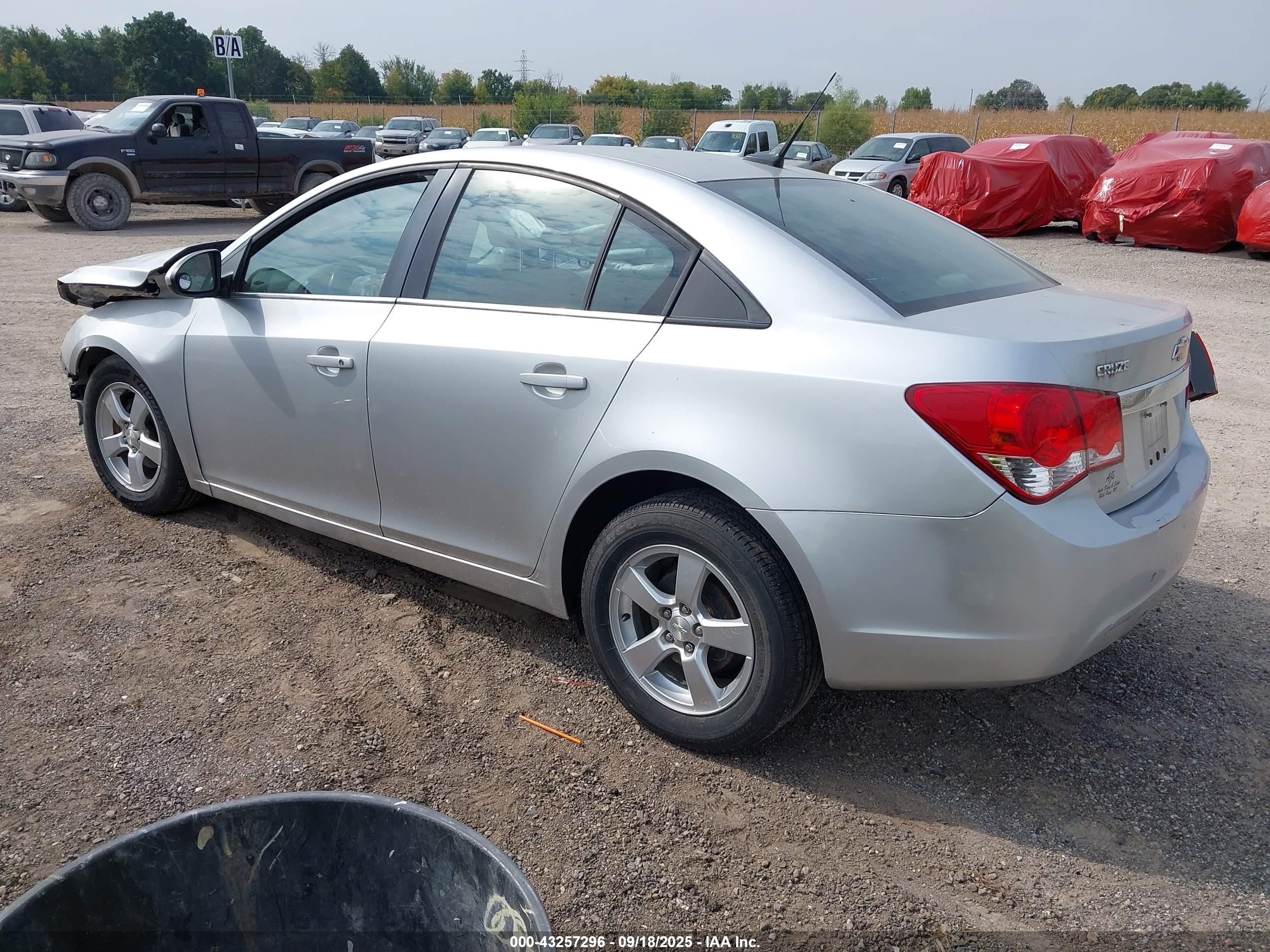 CHEVROLET CRUZE image 3