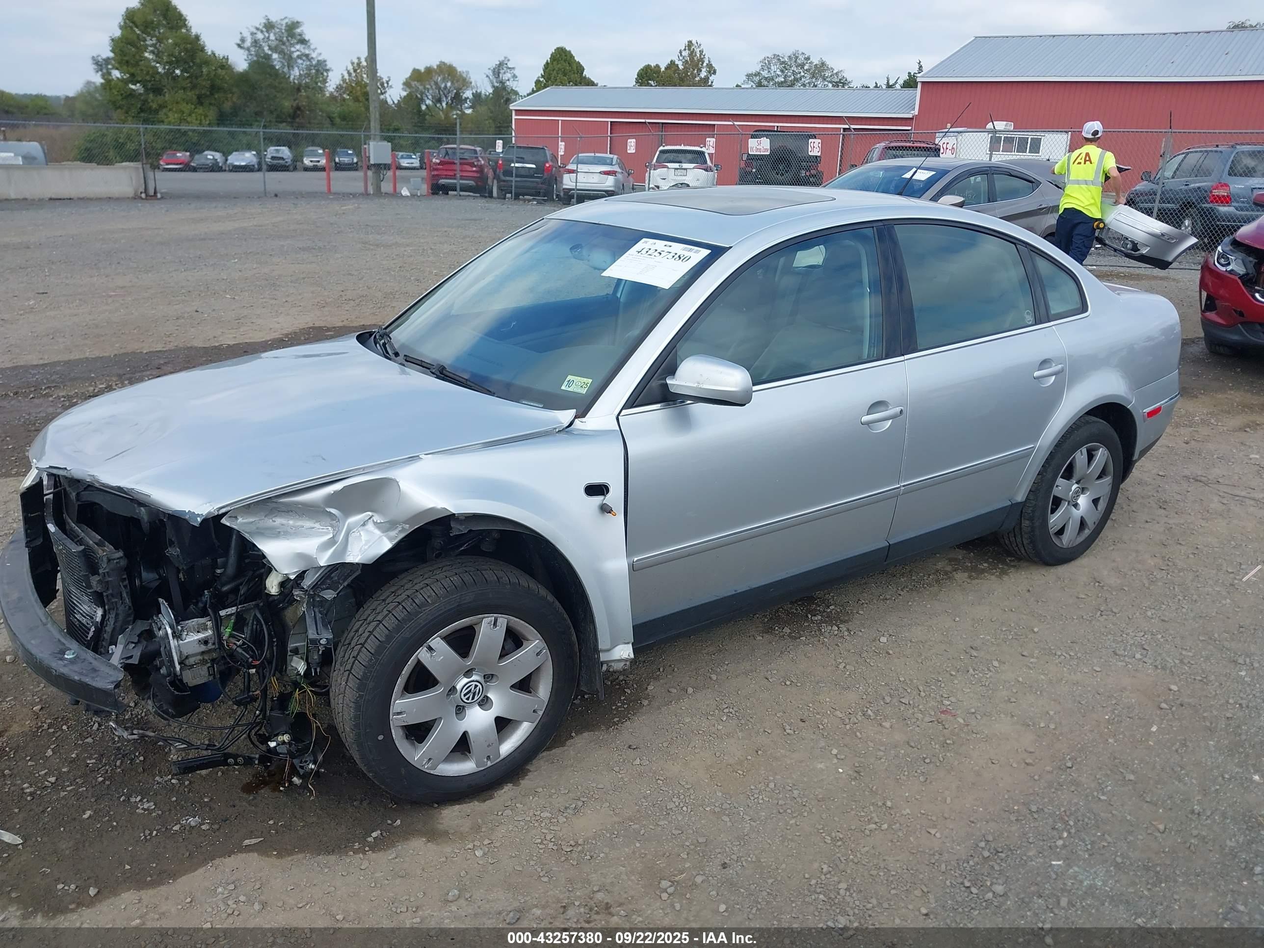 VOLKSWAGEN PASSAT image 2