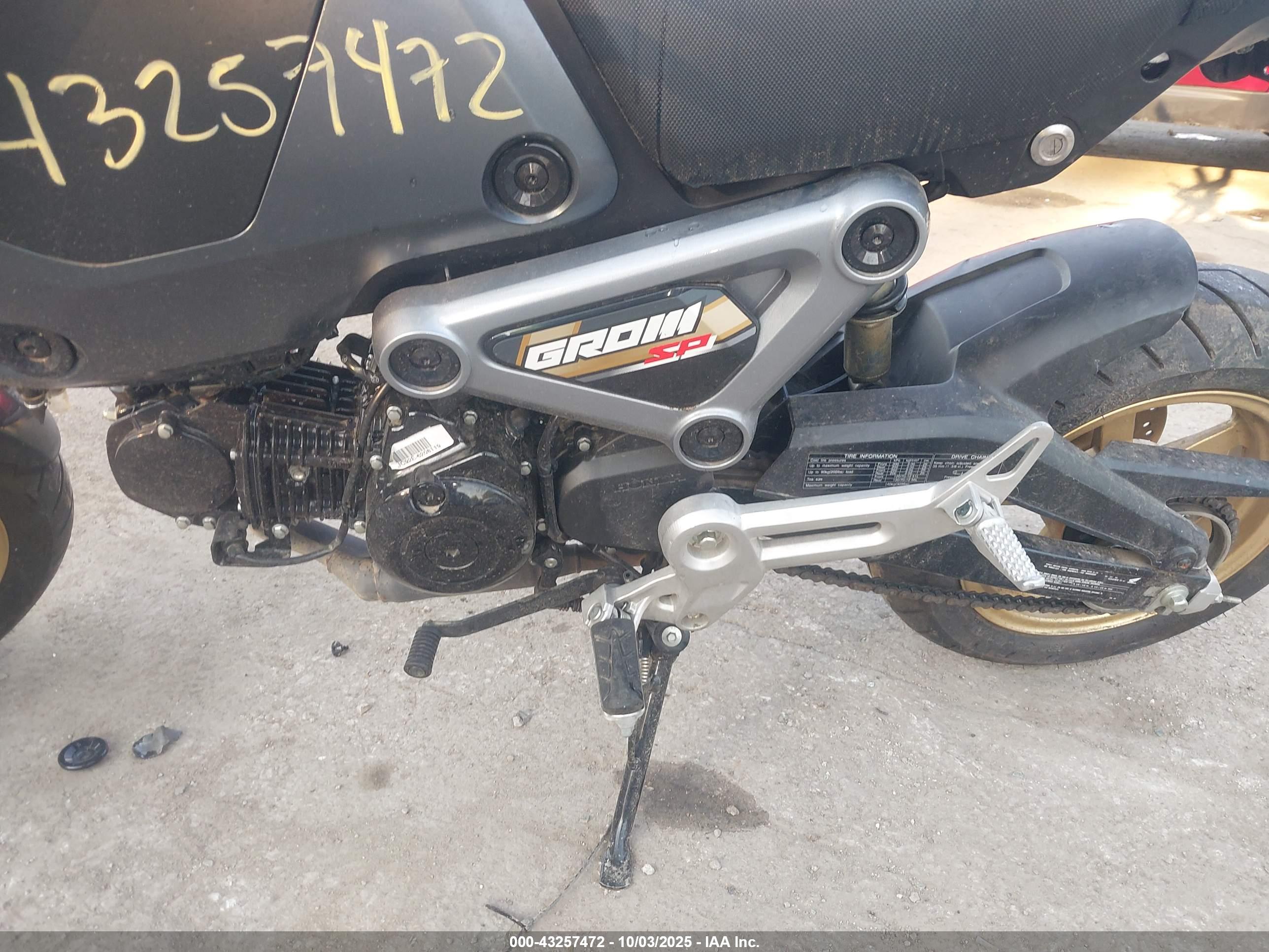 HONDA GROM image 9