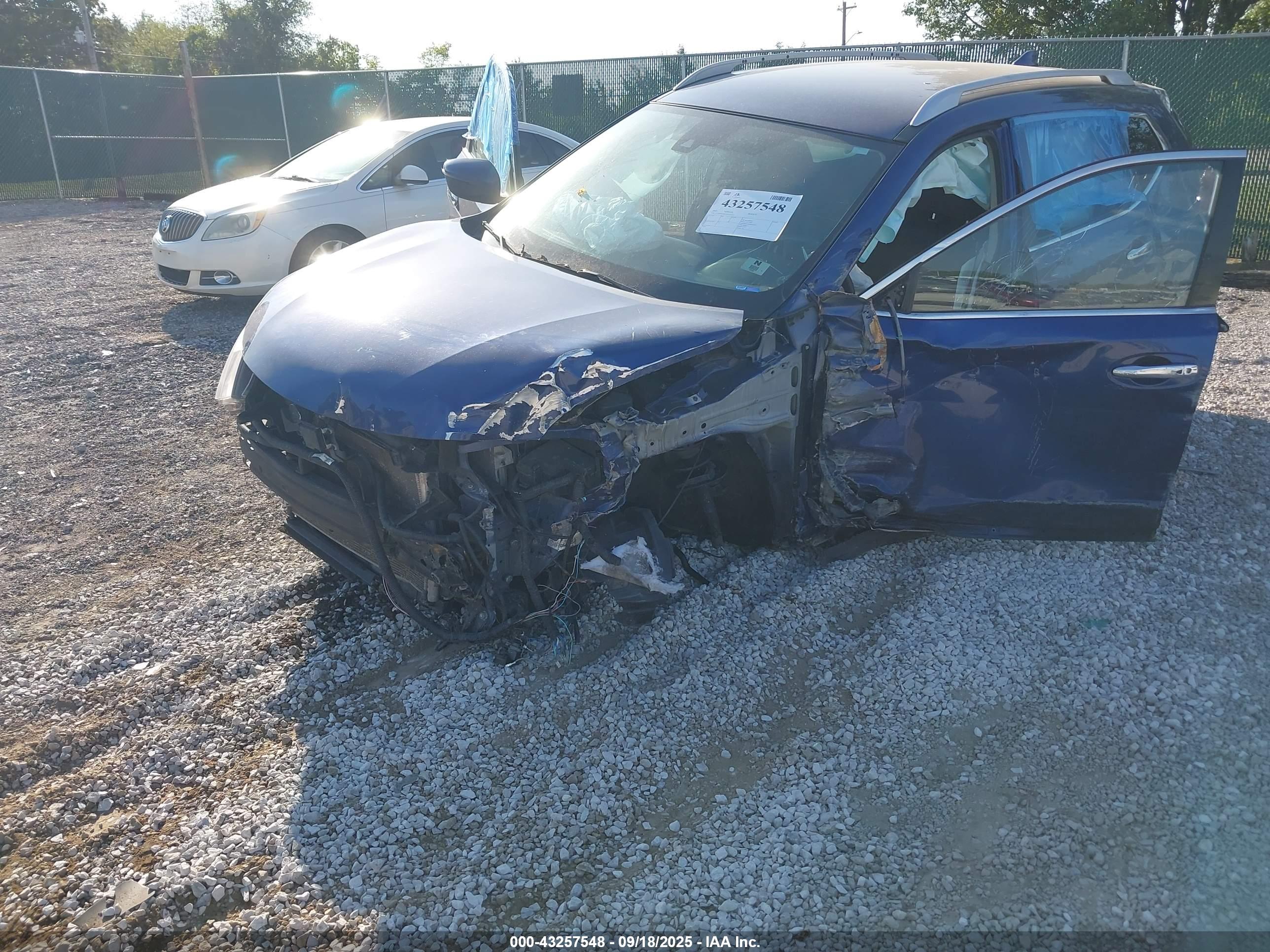 NISSAN ROGUE image 6