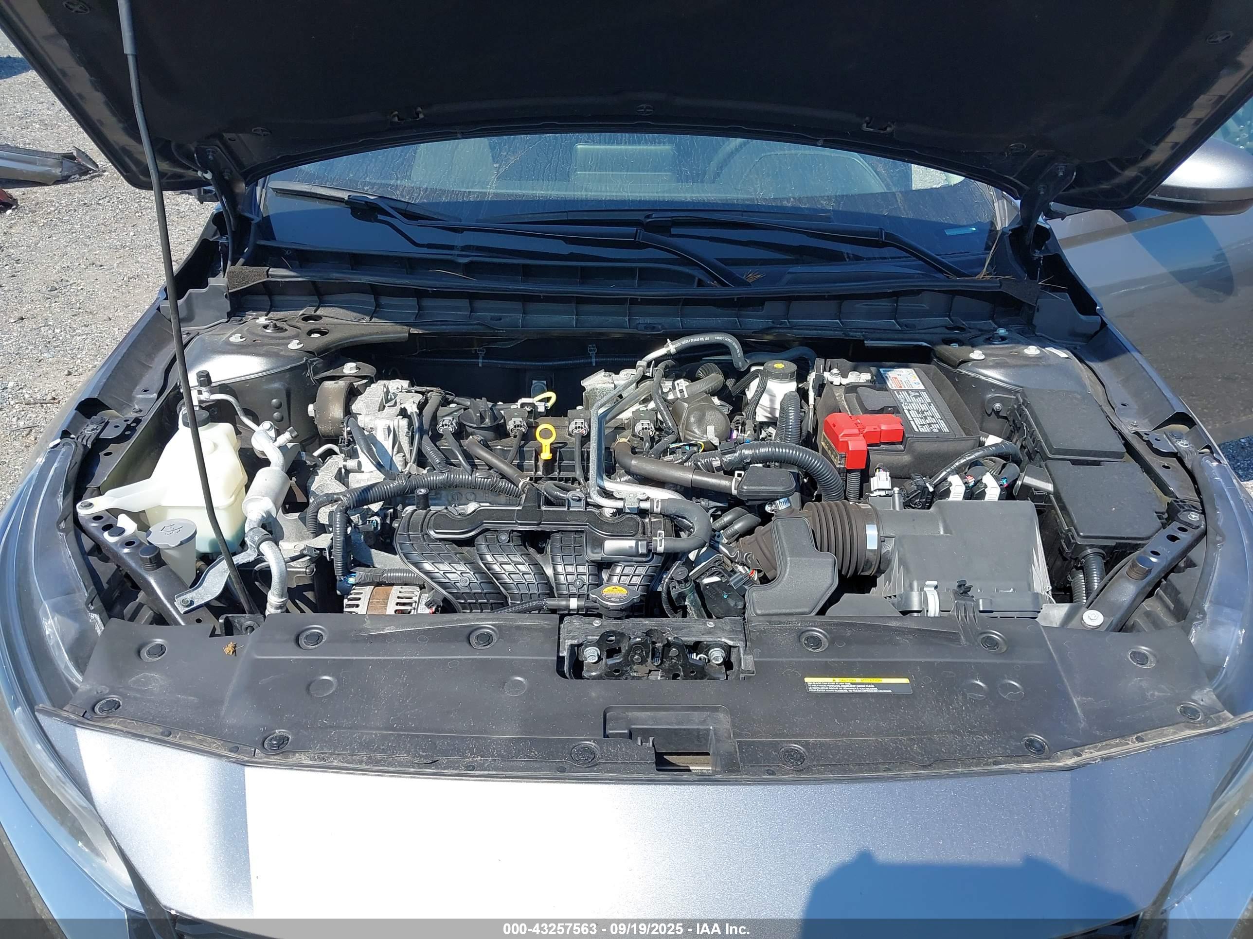 NISSAN ALTIMA image 10