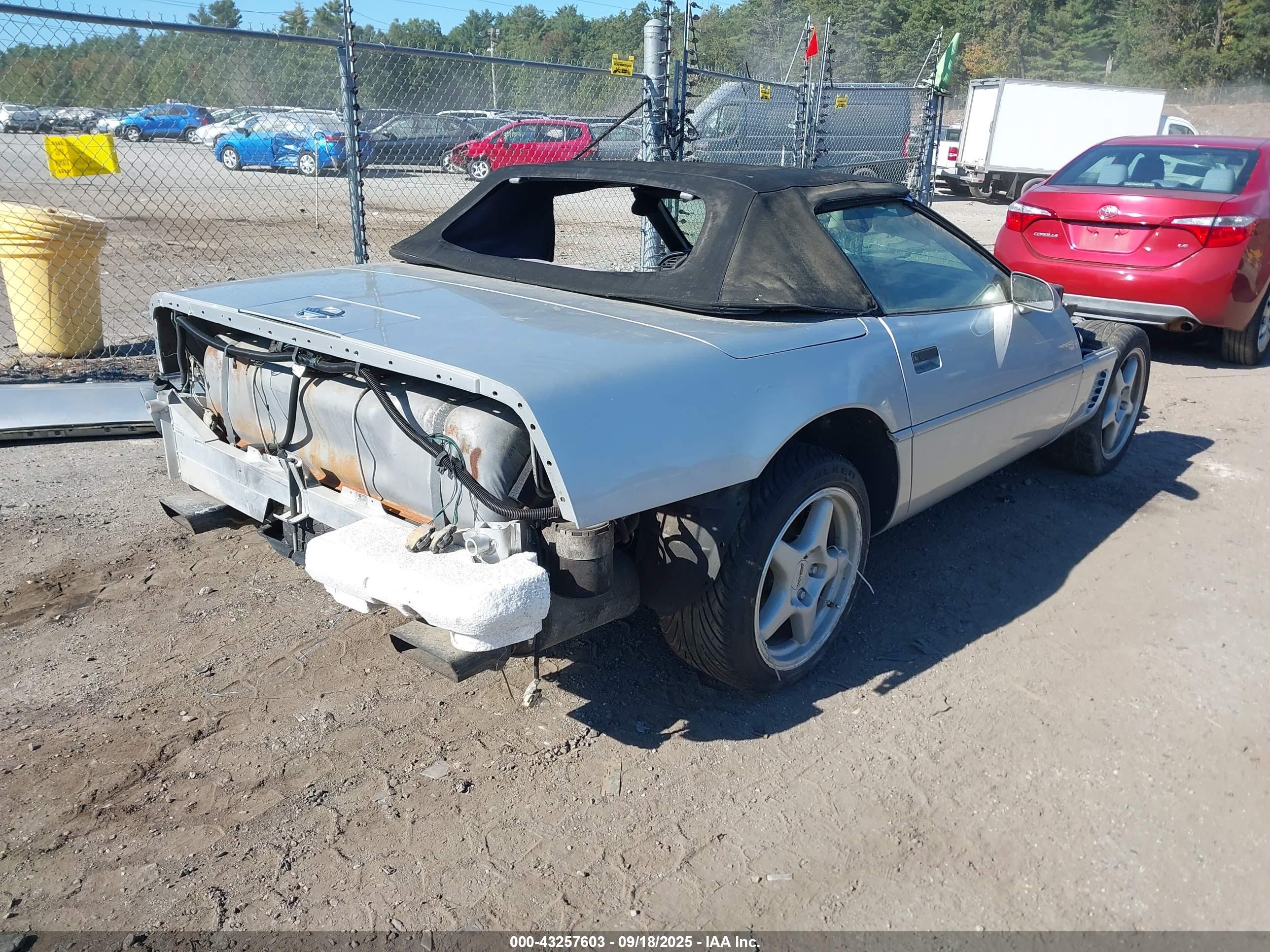 CHEVROLET CORVETTE image 4