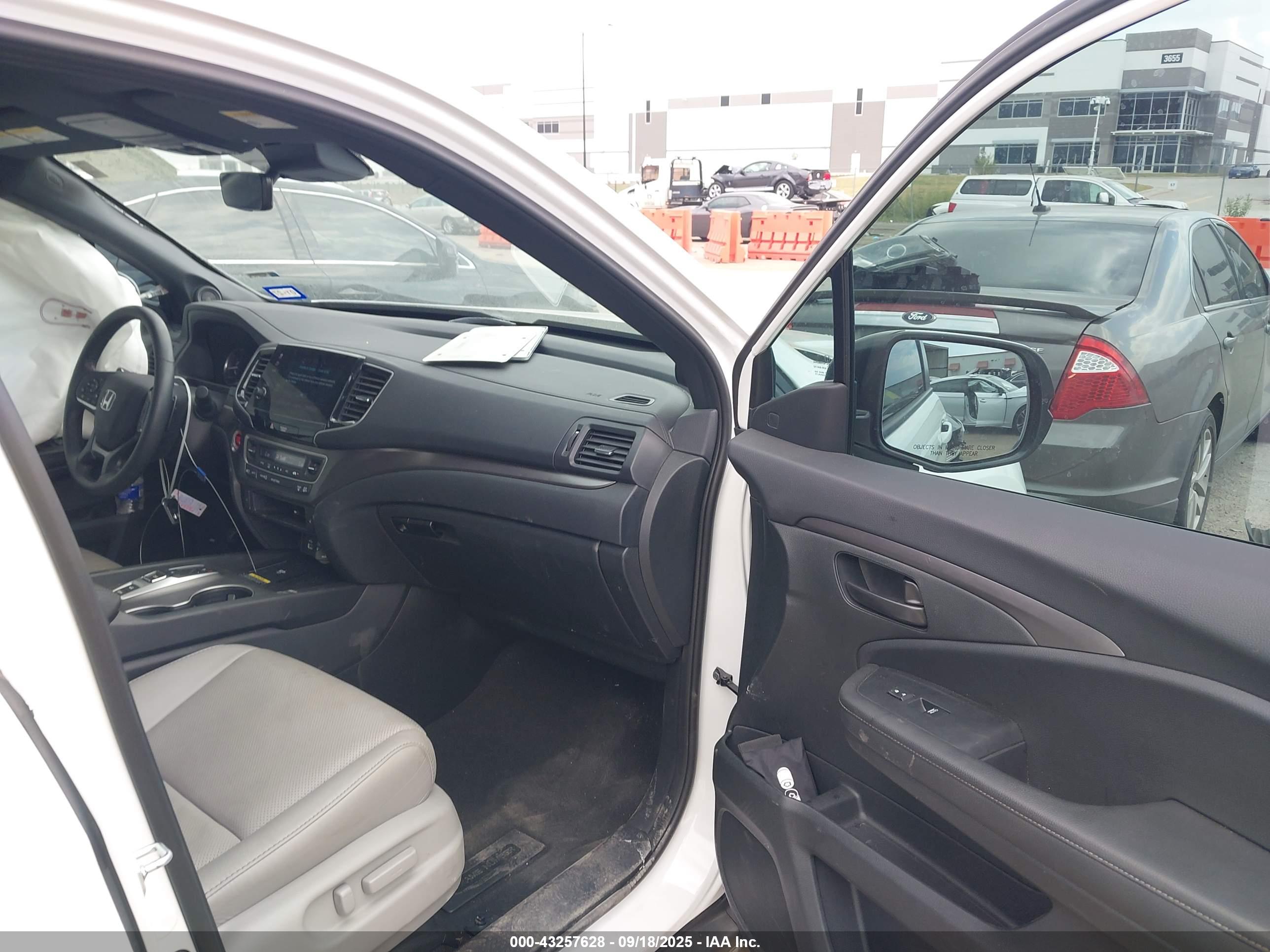 HONDA PASSPORT image 5