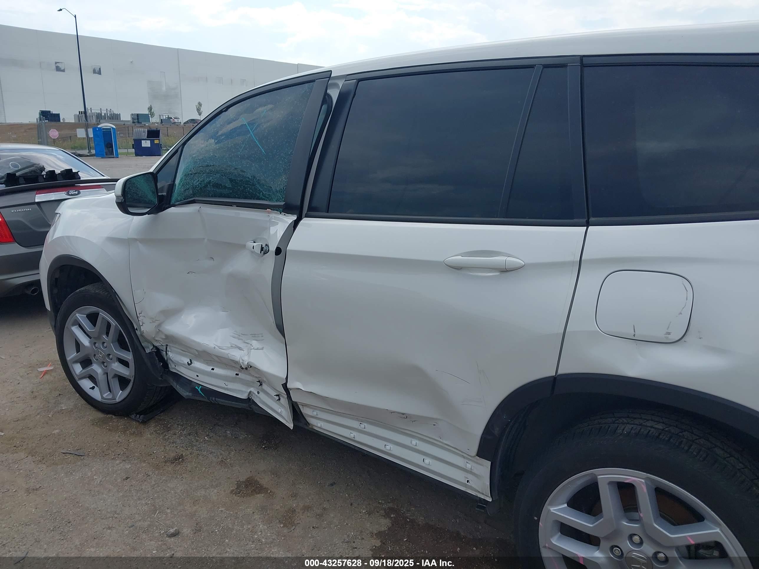 HONDA PASSPORT image 6