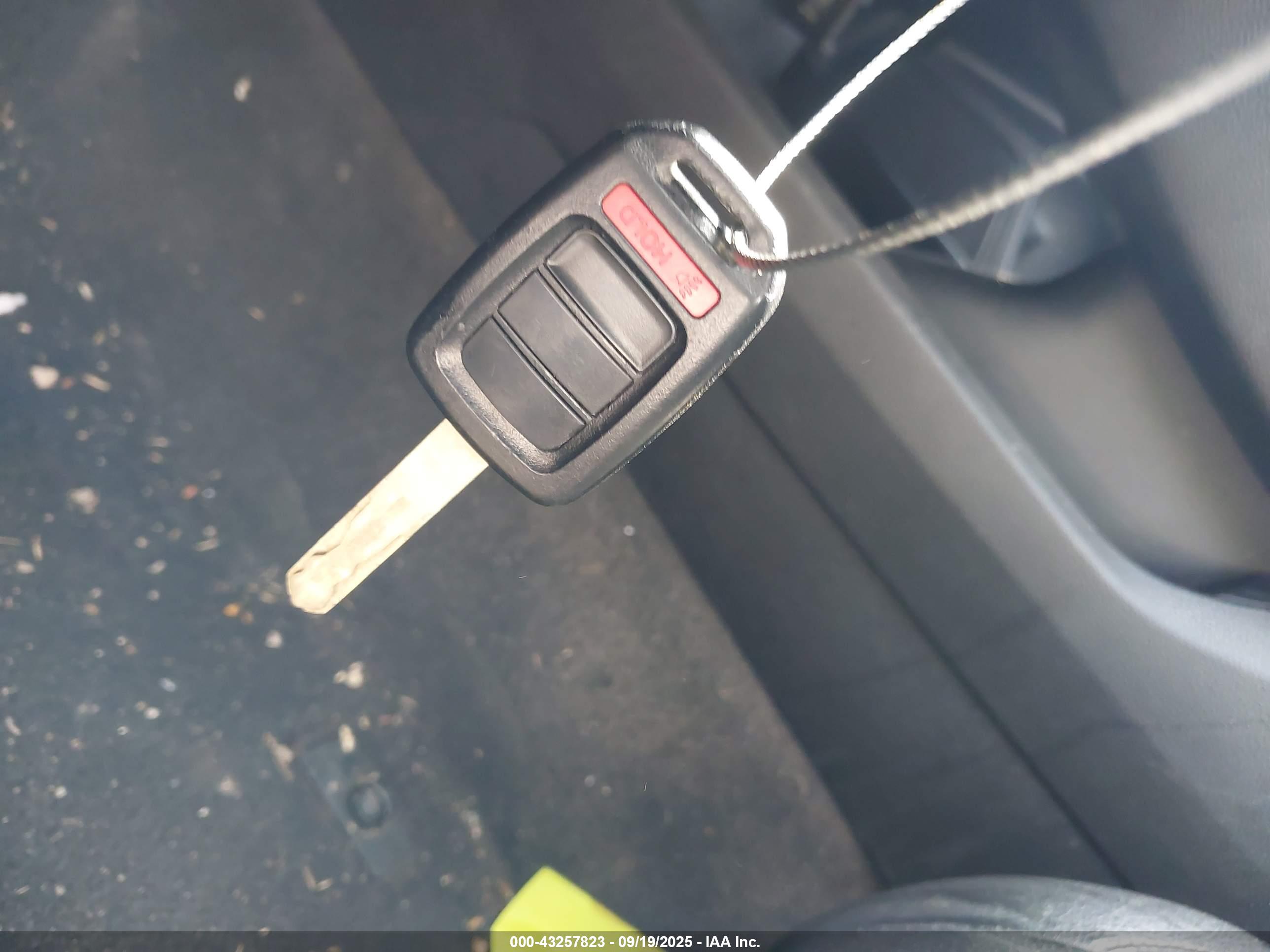 HONDA CIVIC image 11