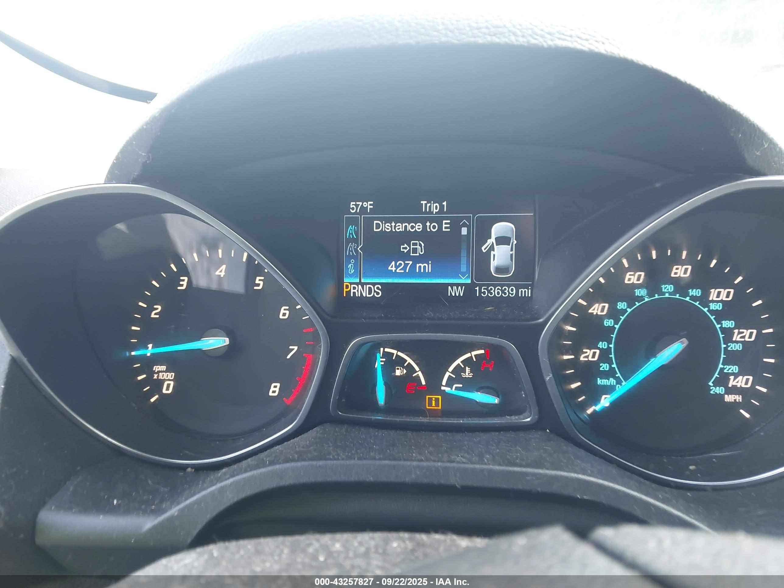 FORD ESCAPE image 7
