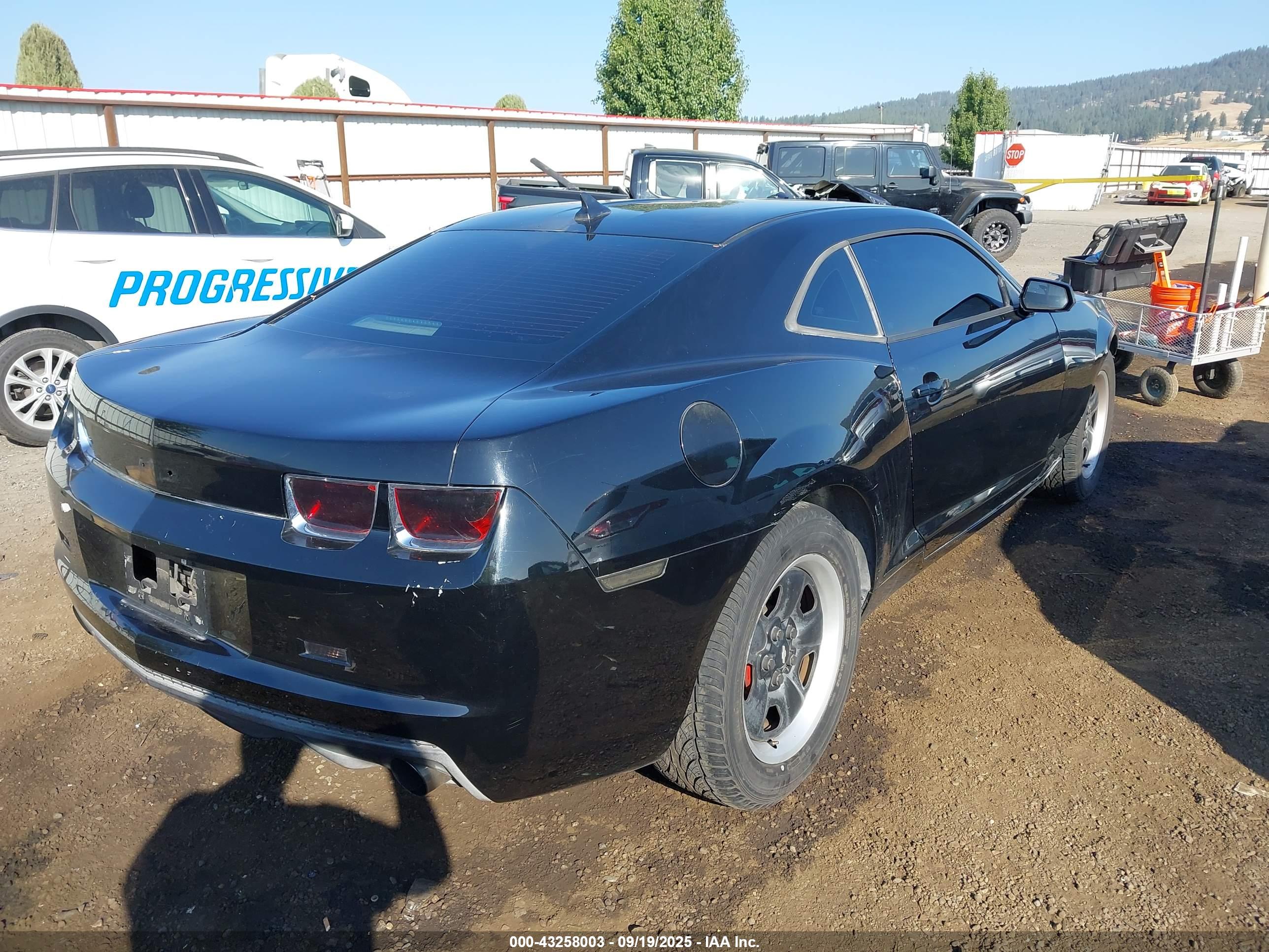 CHEVROLET CAMARO image 4