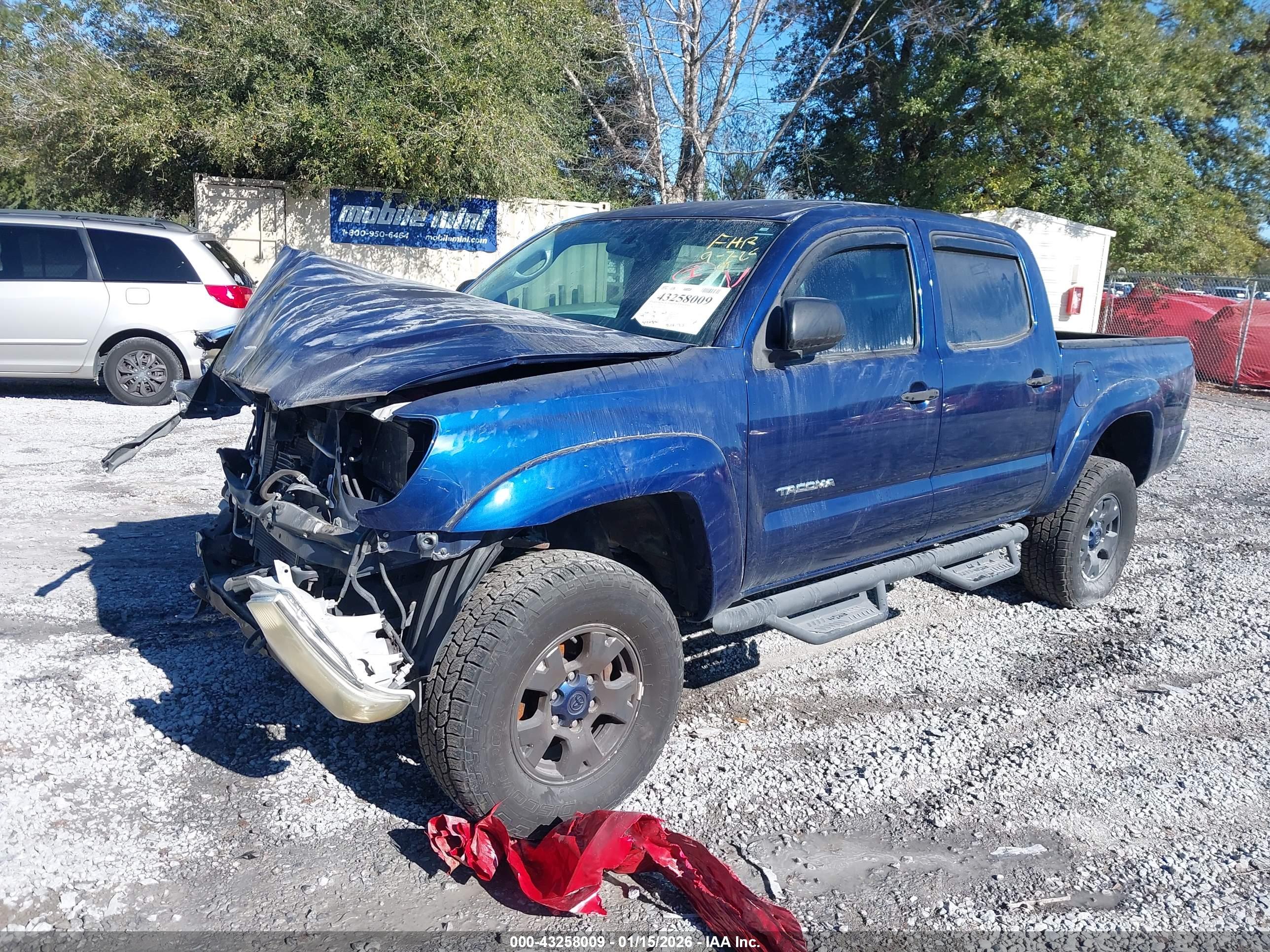 TOYOTA TACOMA image 2