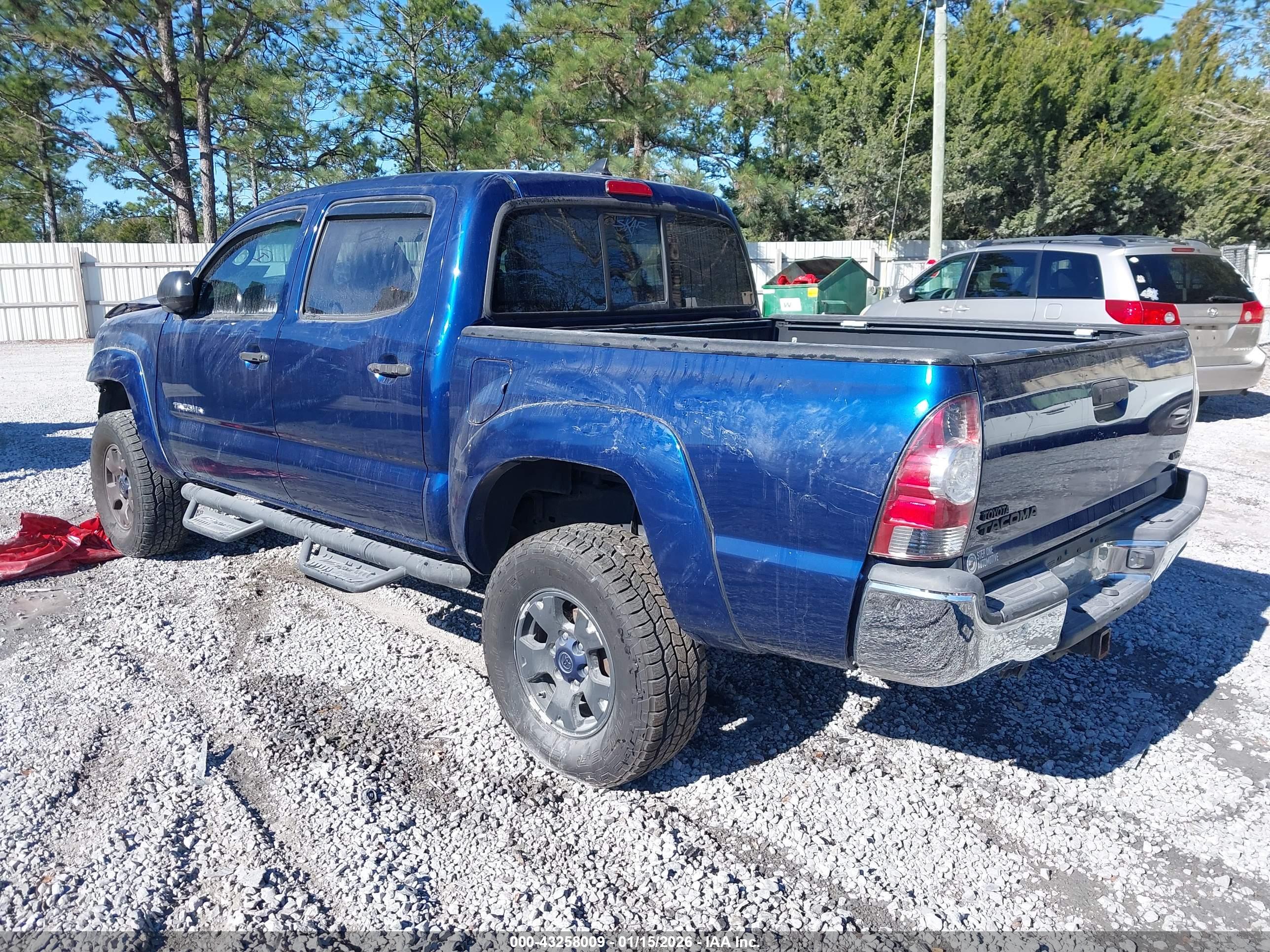 TOYOTA TACOMA image 3