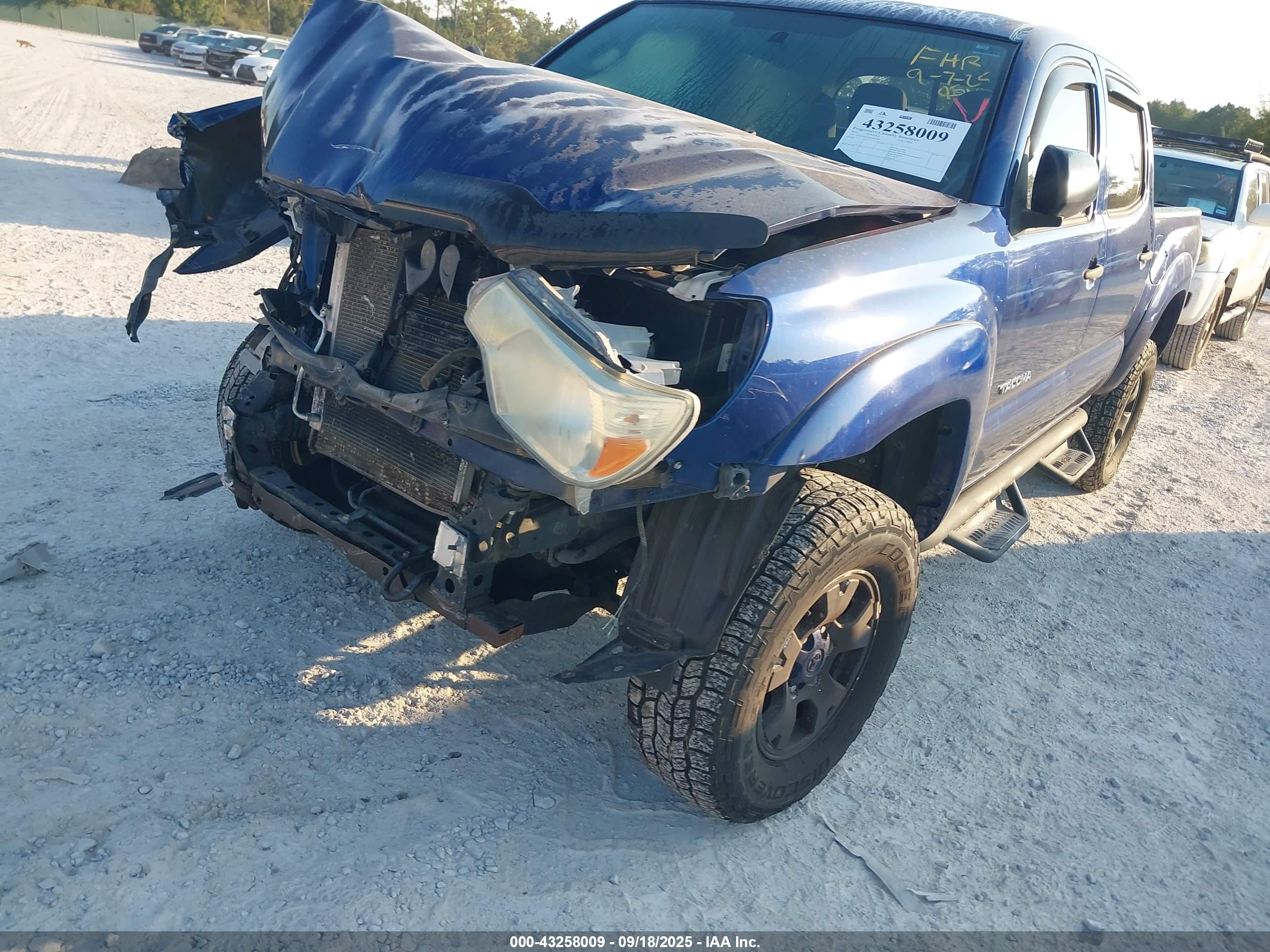 TOYOTA TACOMA image 6