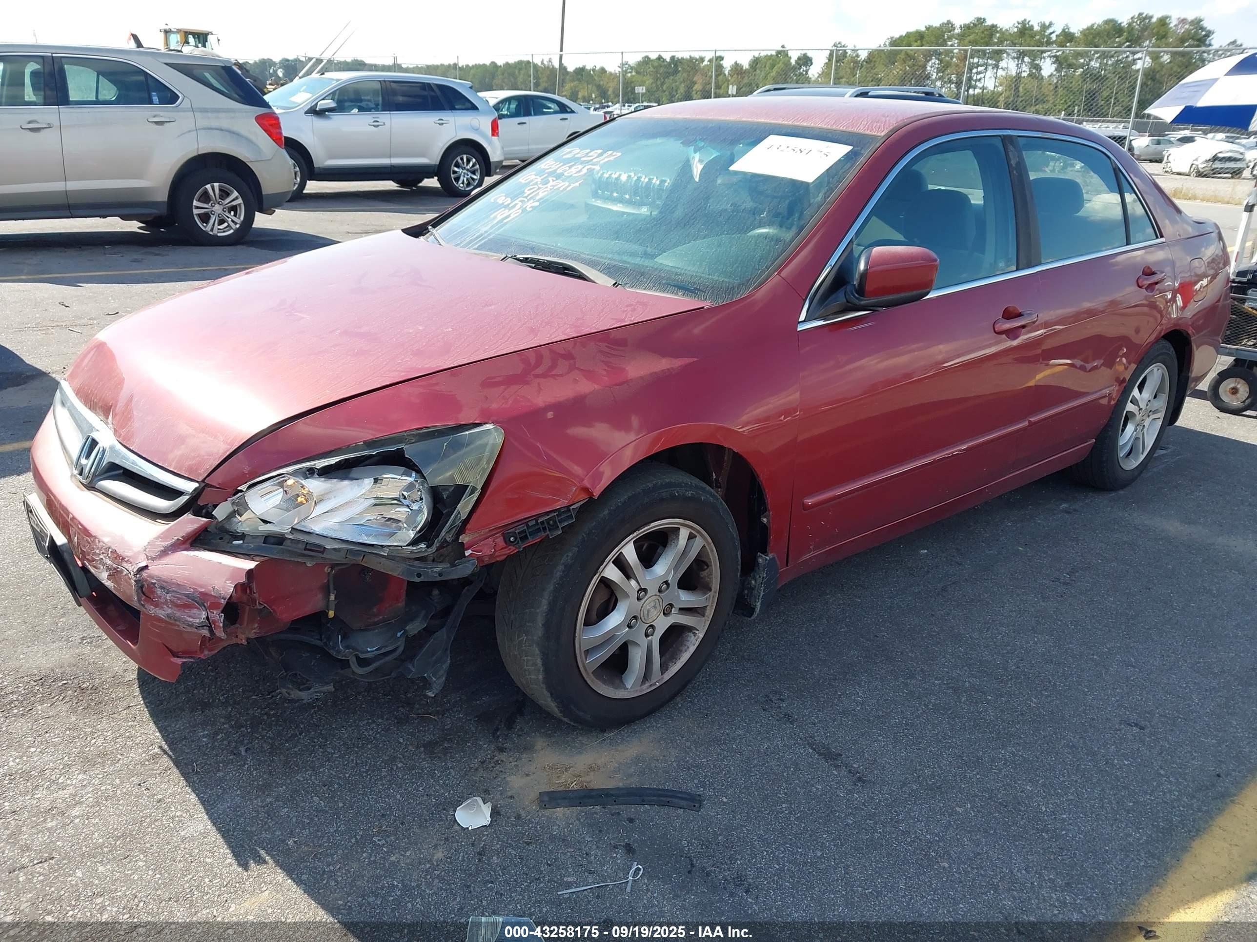 HONDA ACCORD image 2