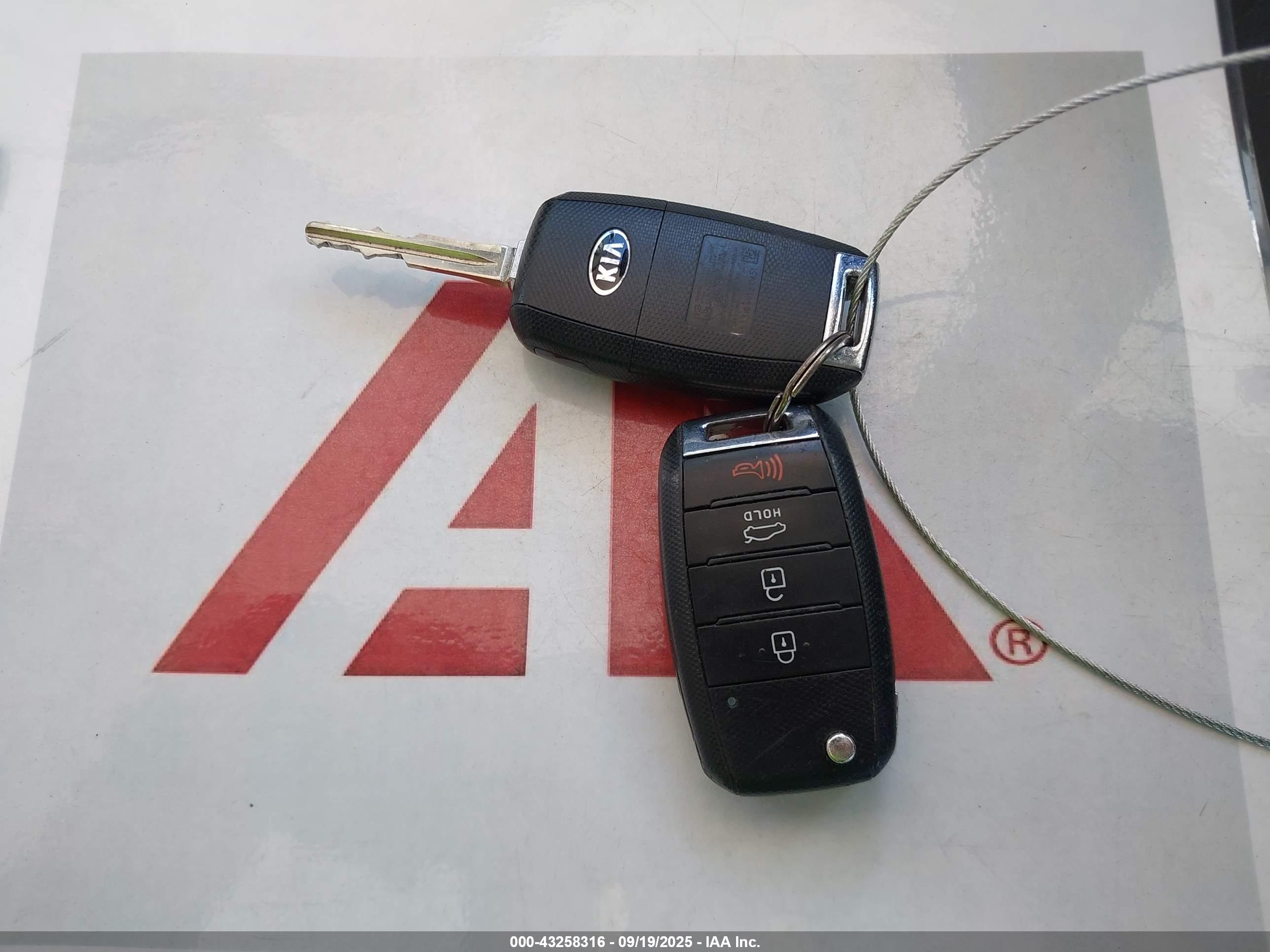 KIA FORTE image 11