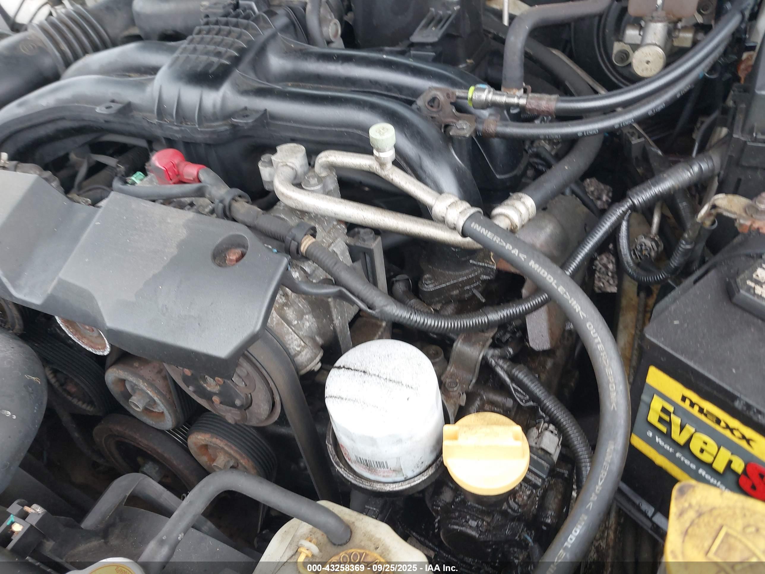 SUBARU FORESTER image 6