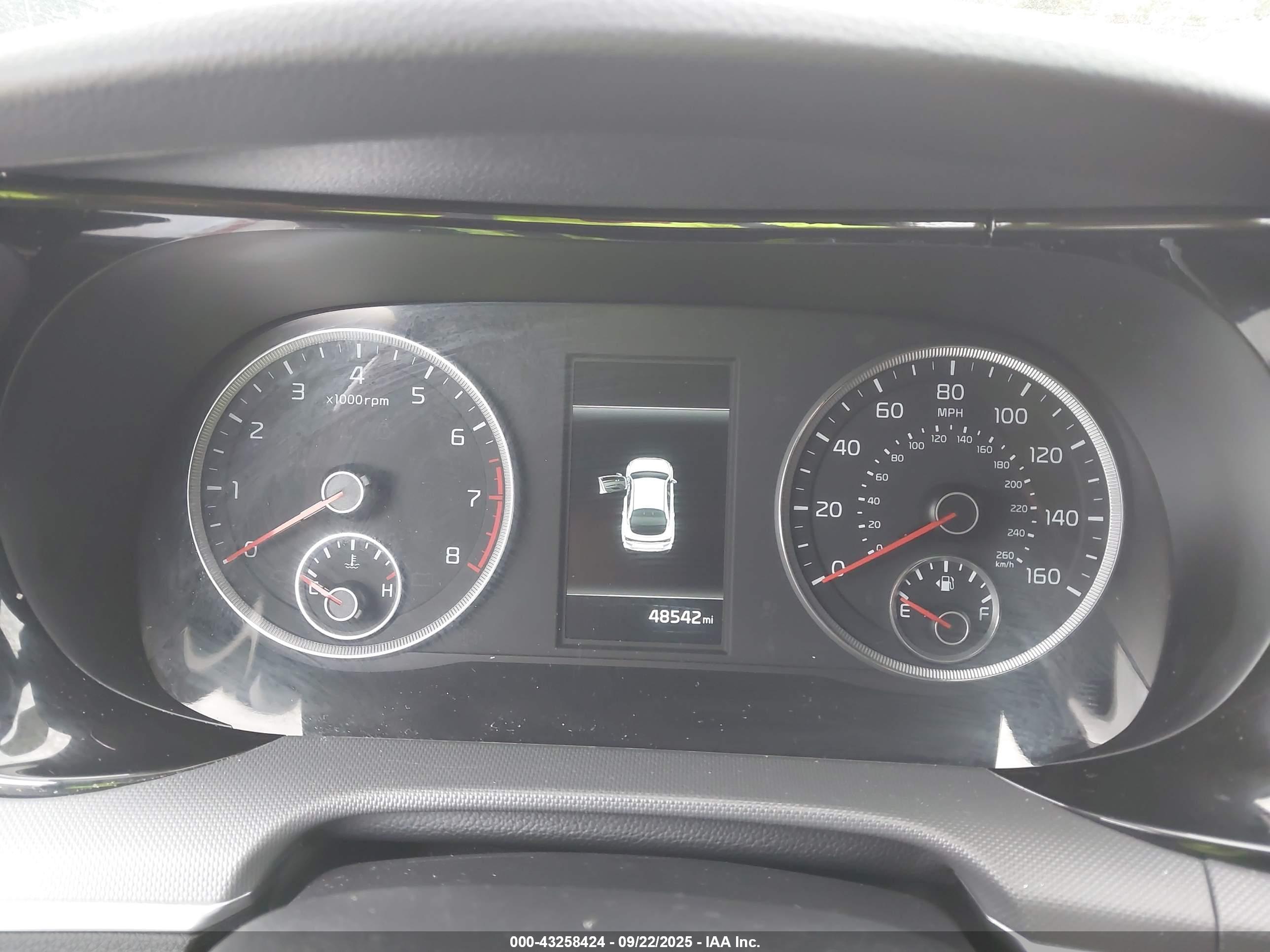 KIA K5 image 7