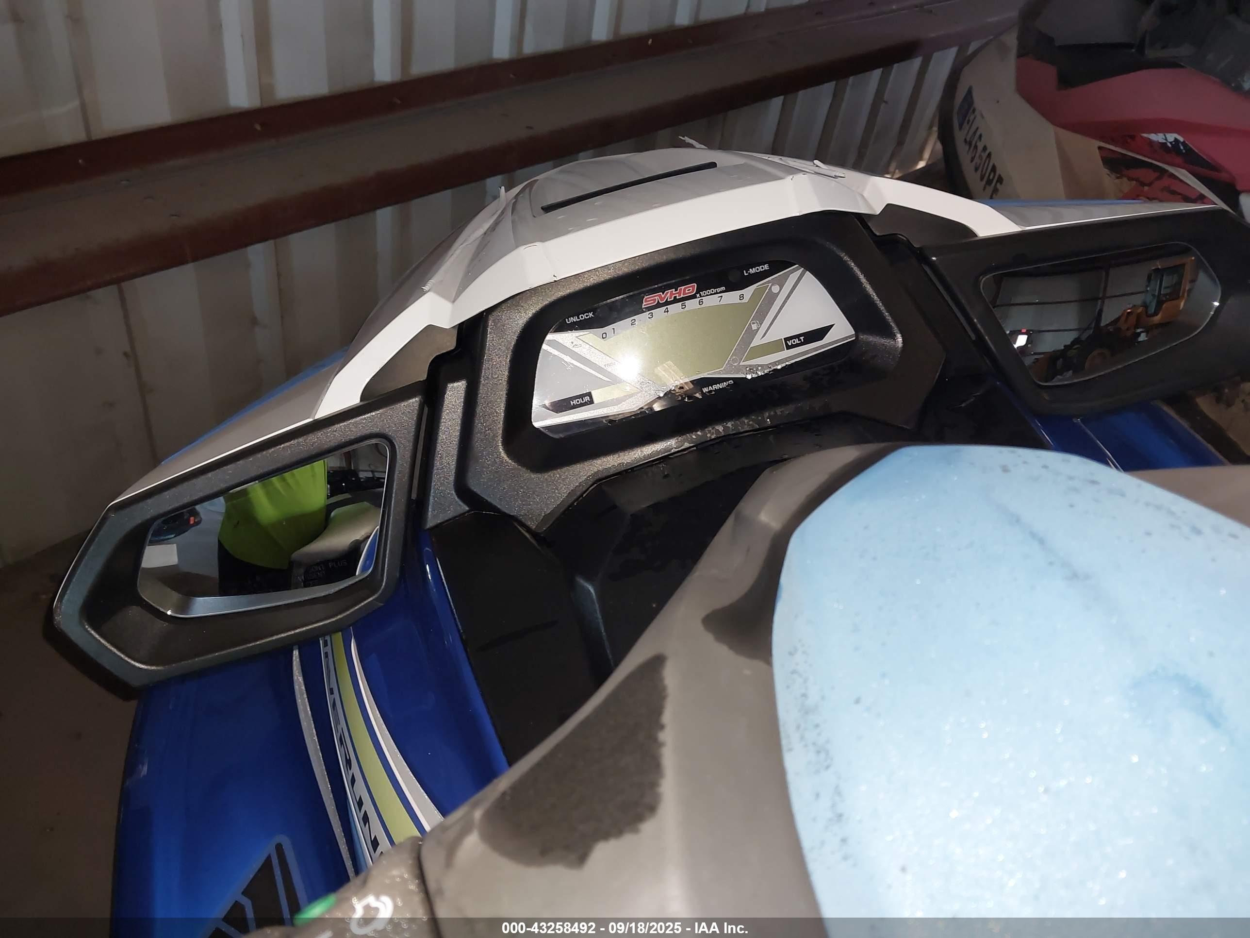 YAMAHA GP1800 image 7