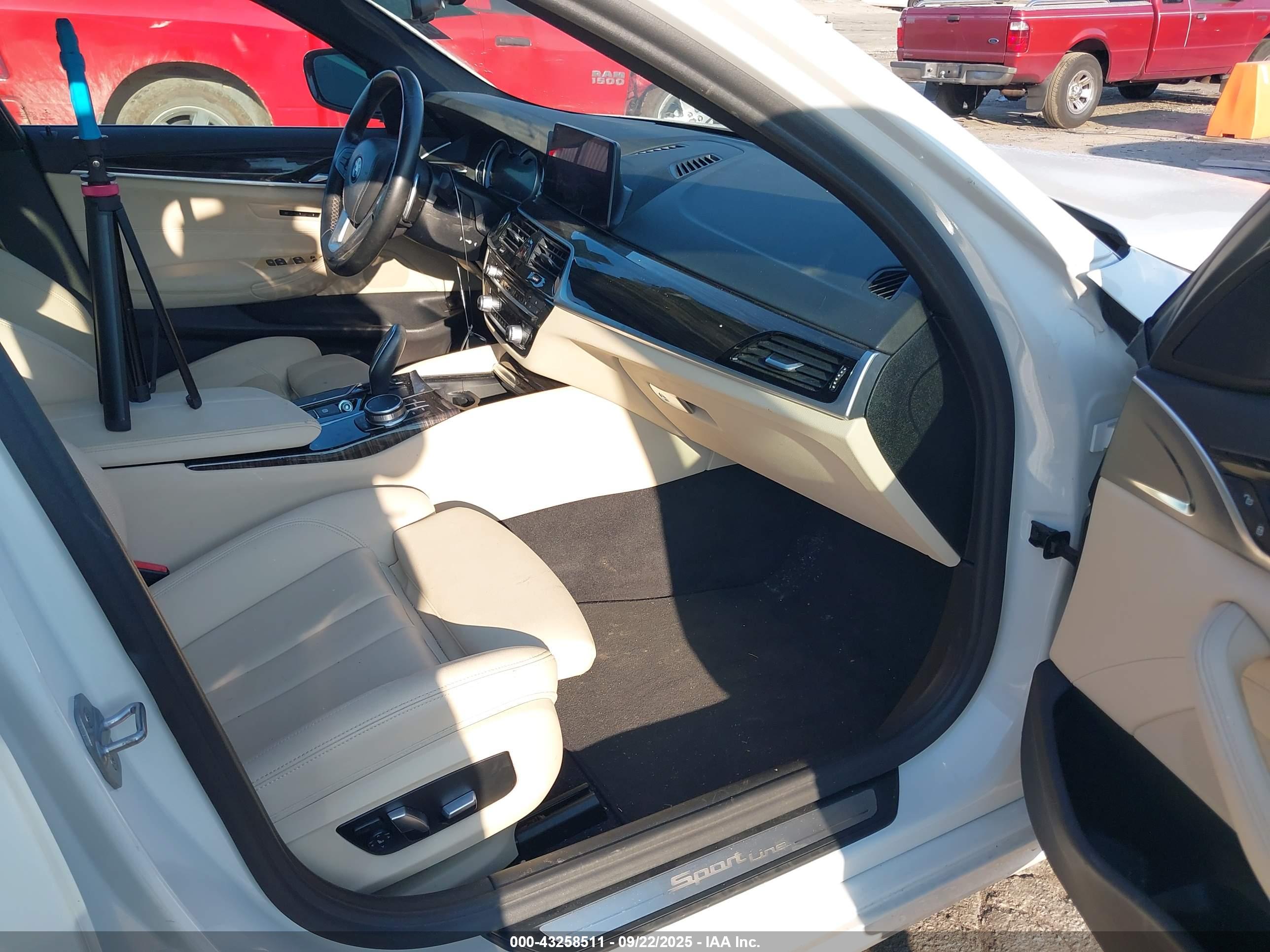 BMW 530I image 5
