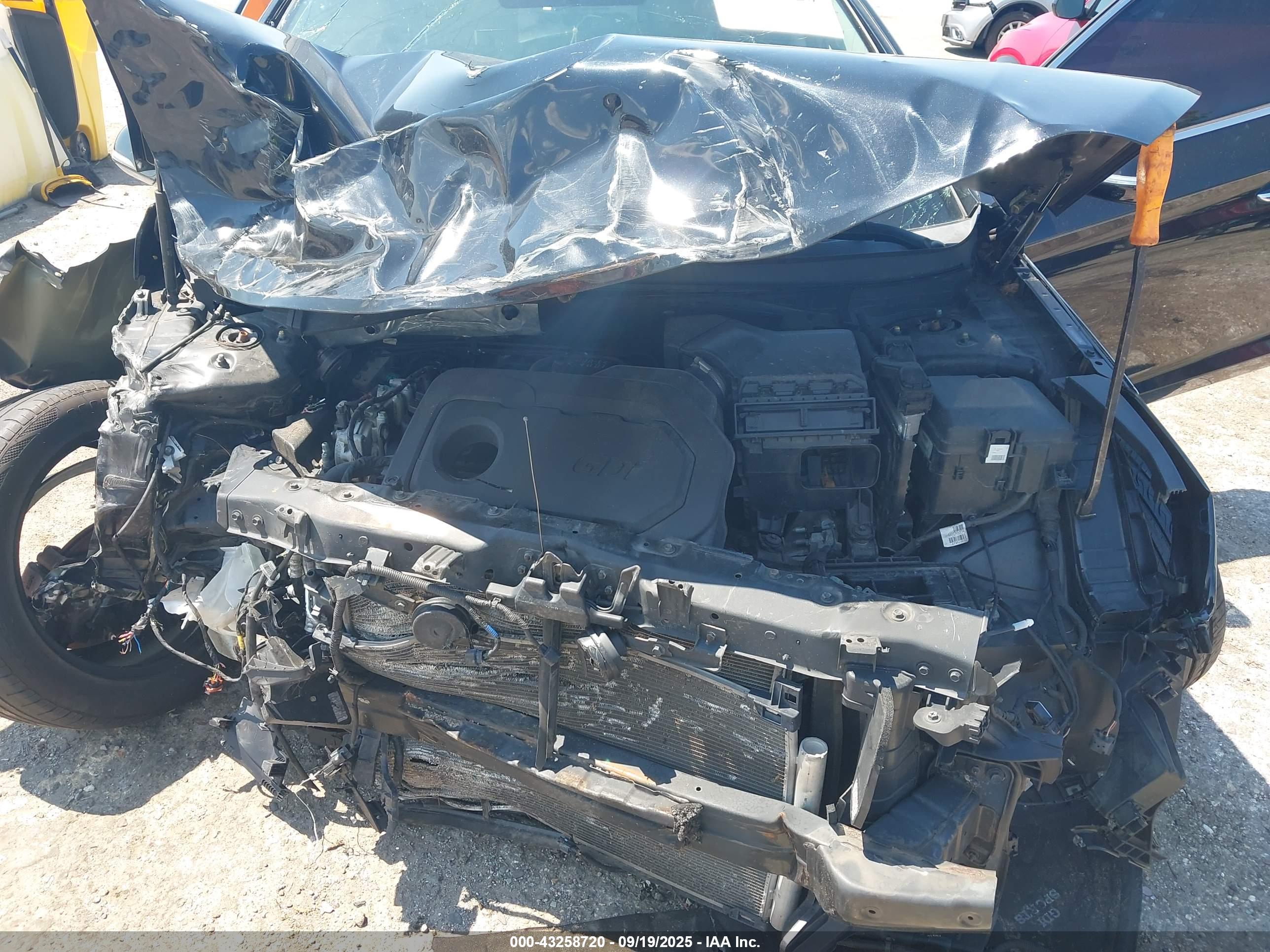 HYUNDAI SONATA image 10