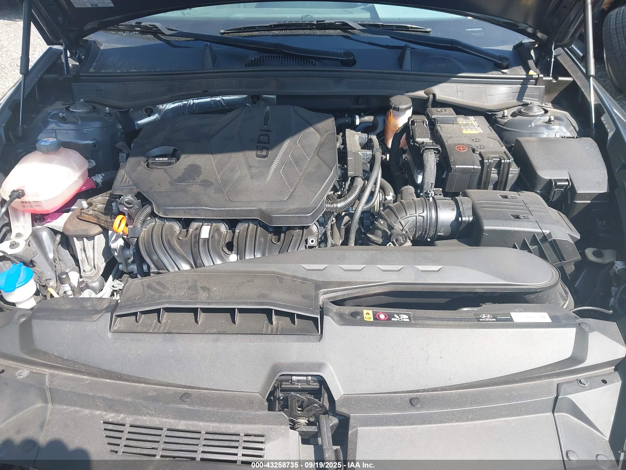 HYUNDAI SONATA image 10