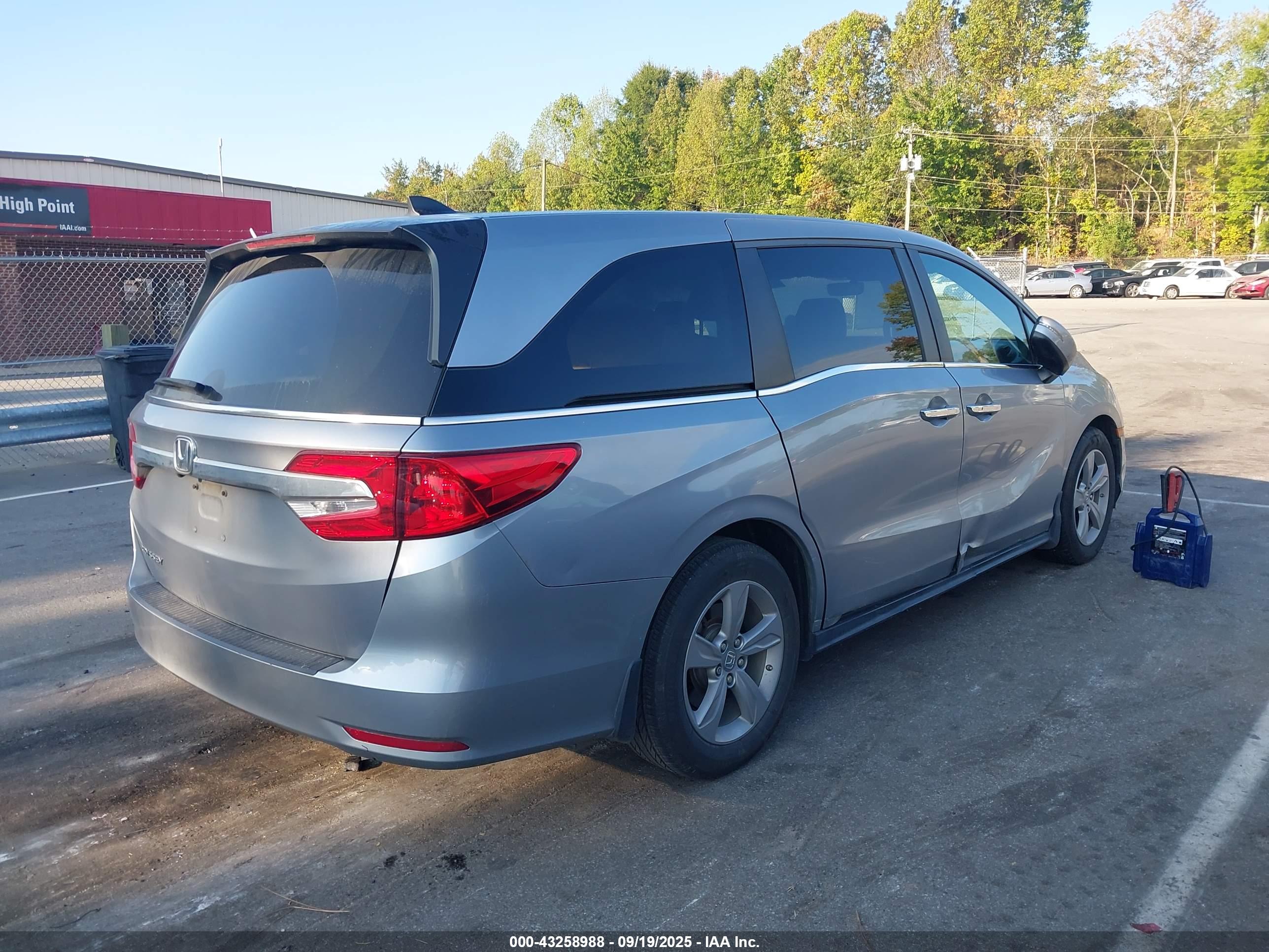 HONDA ODYSSEY image 4