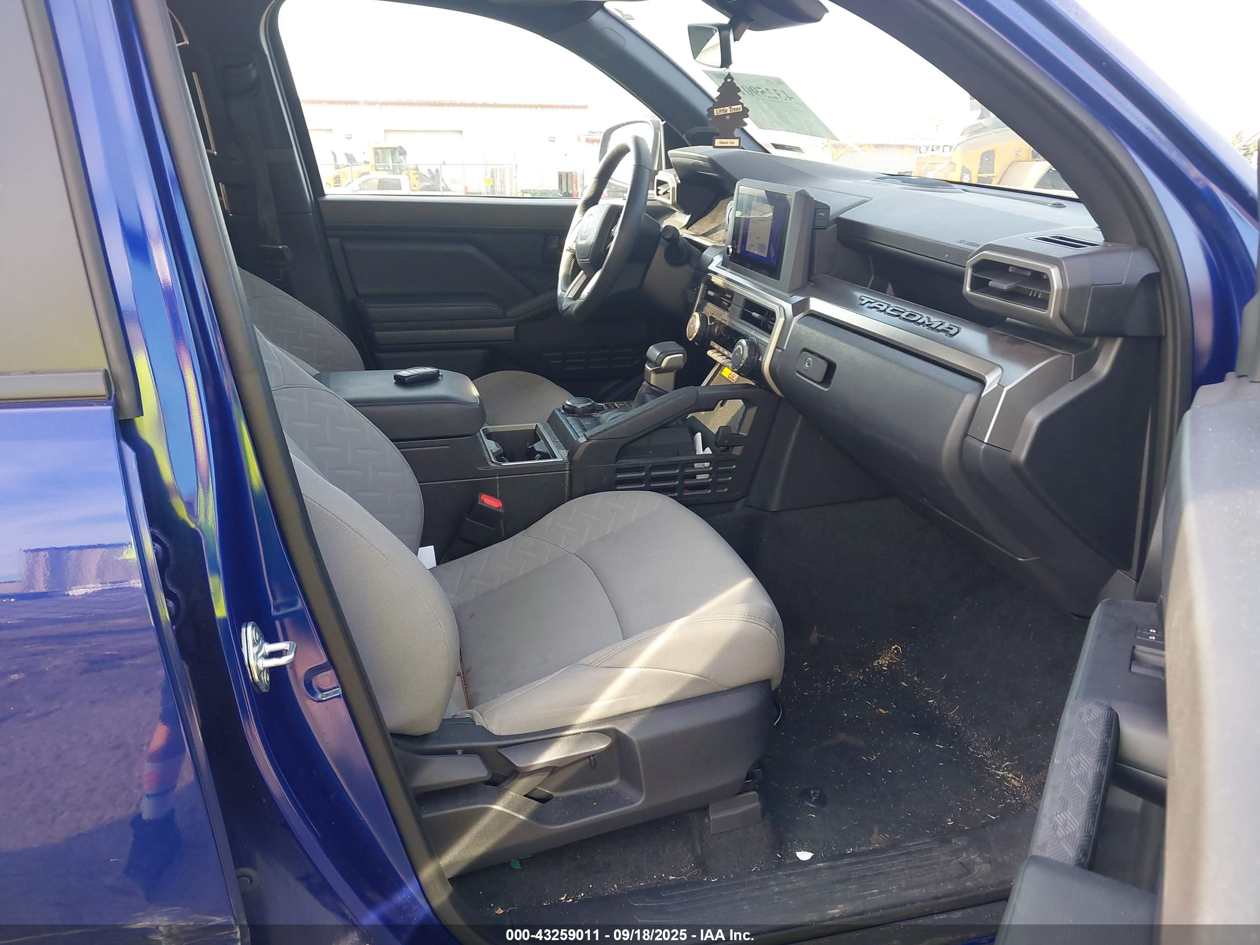 TOYOTA TACOMA image 5