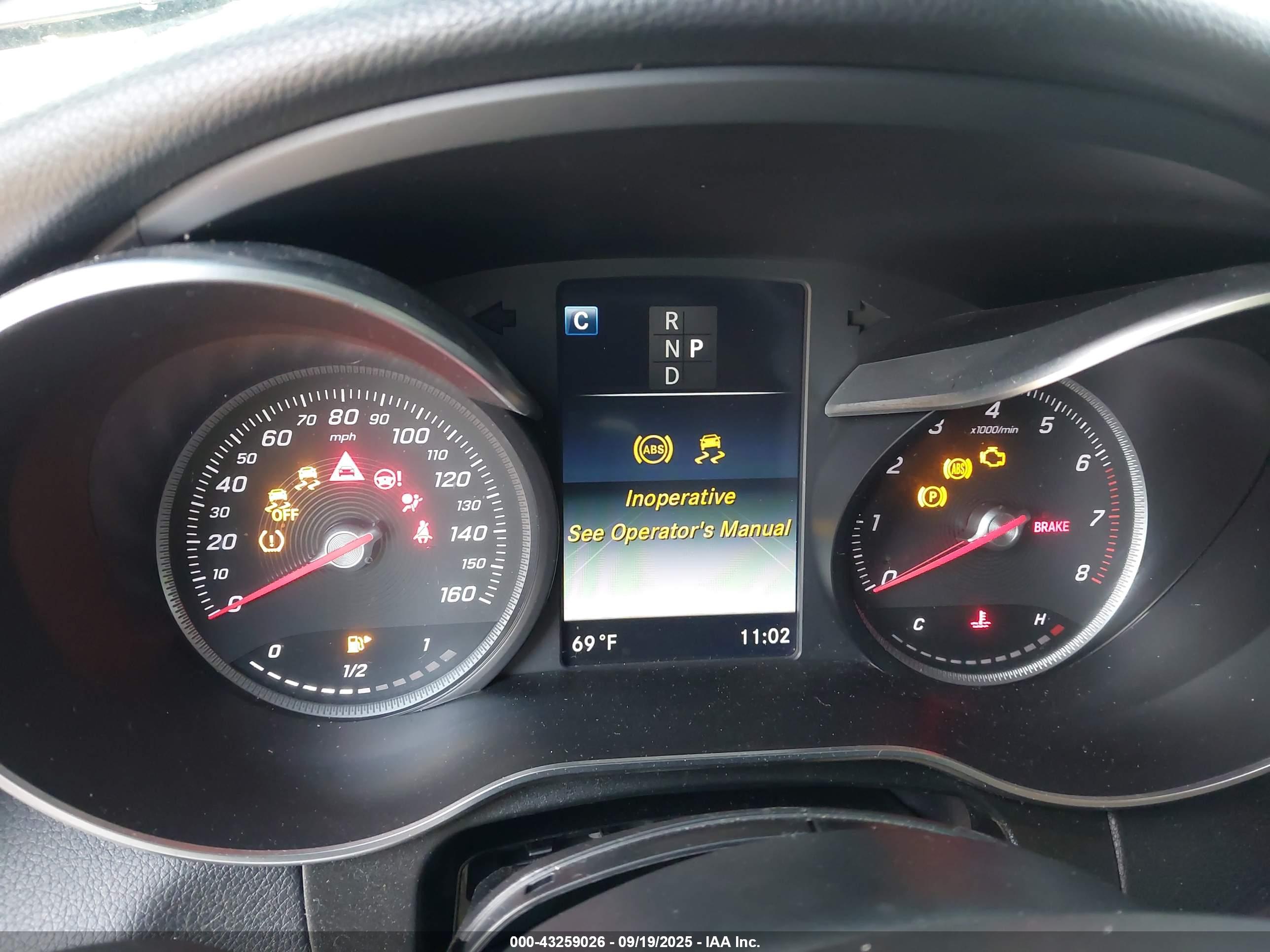 MERCEDES-BENZ GLC image 7