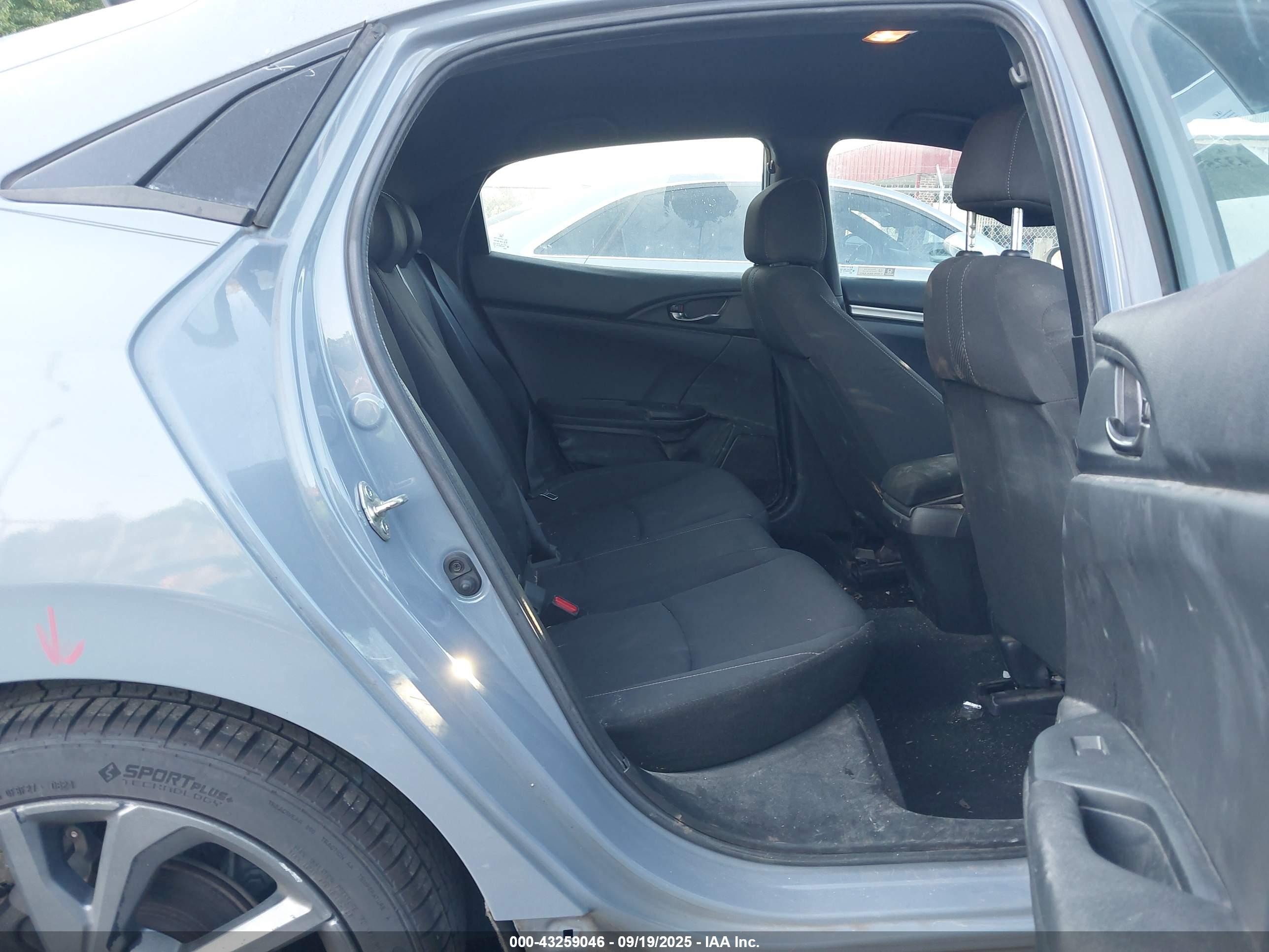 HONDA CIVIC image 8