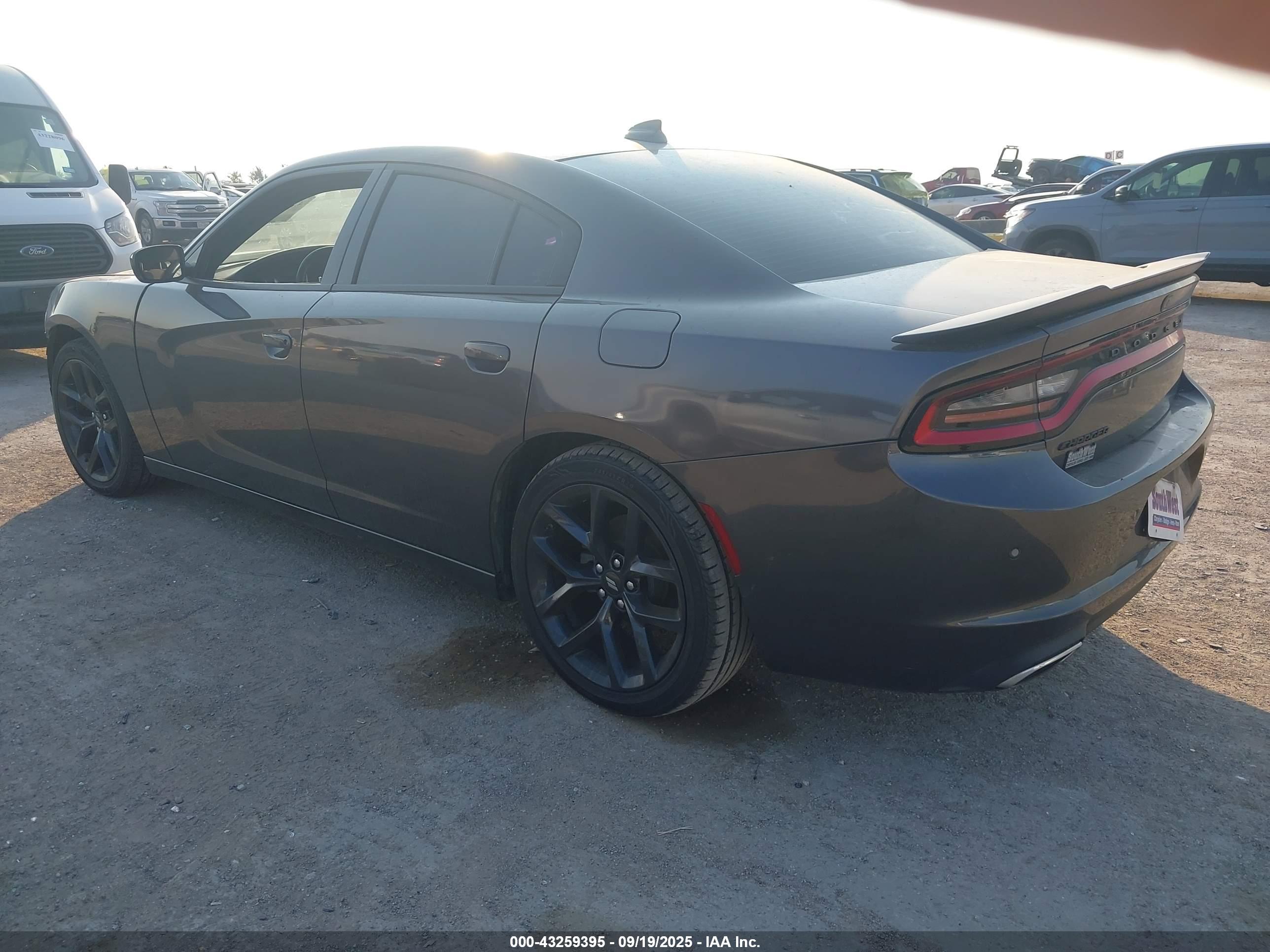 DODGE CHARGER image 3