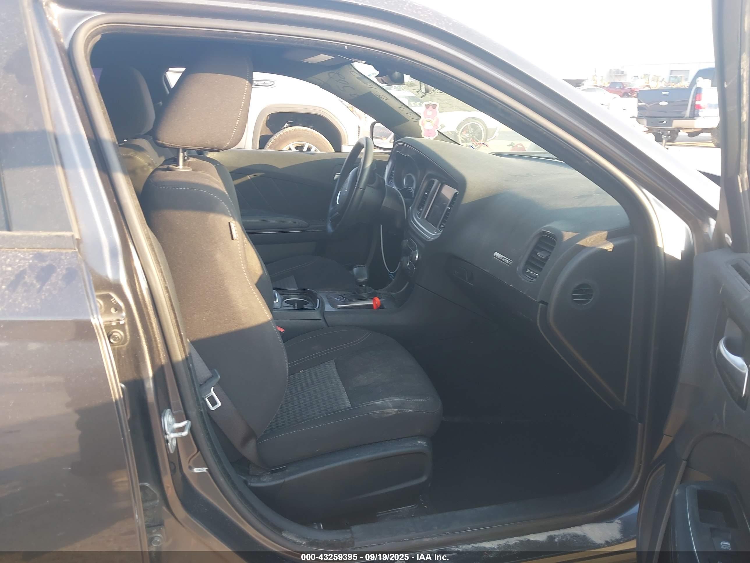 DODGE CHARGER image 5