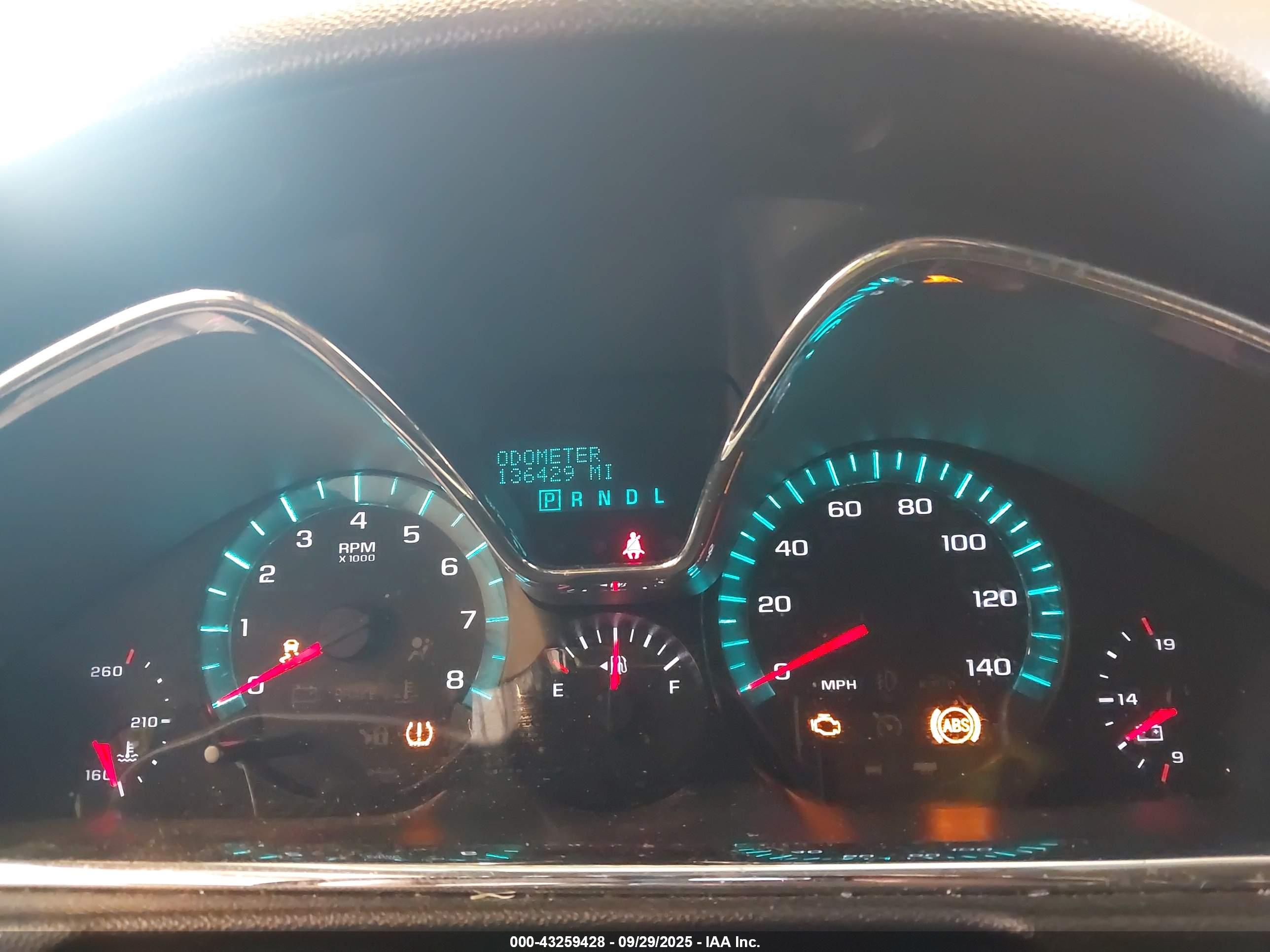 CHEVROLET TRAVERSE image 7