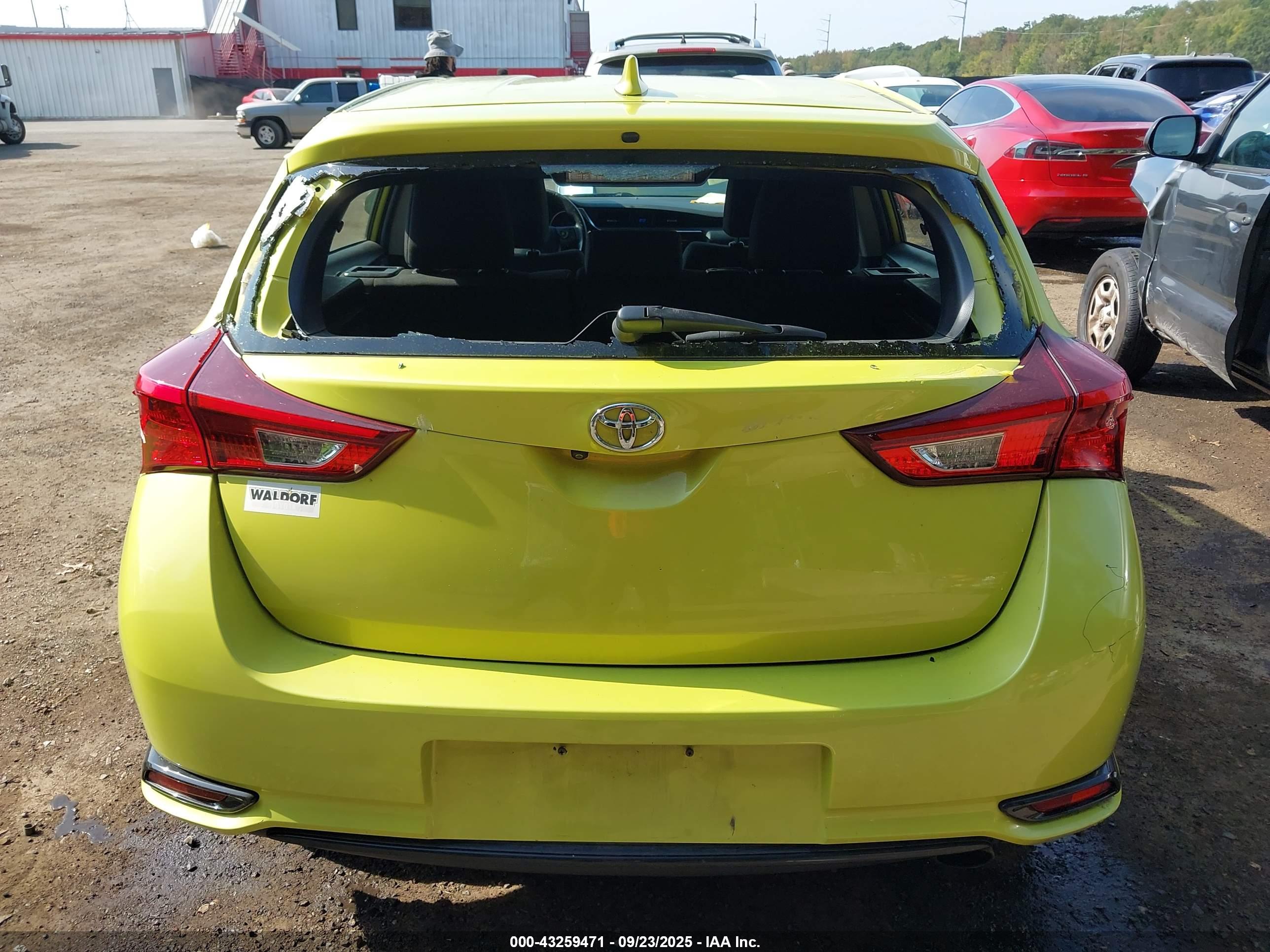 TOYOTA COROLLA image 6