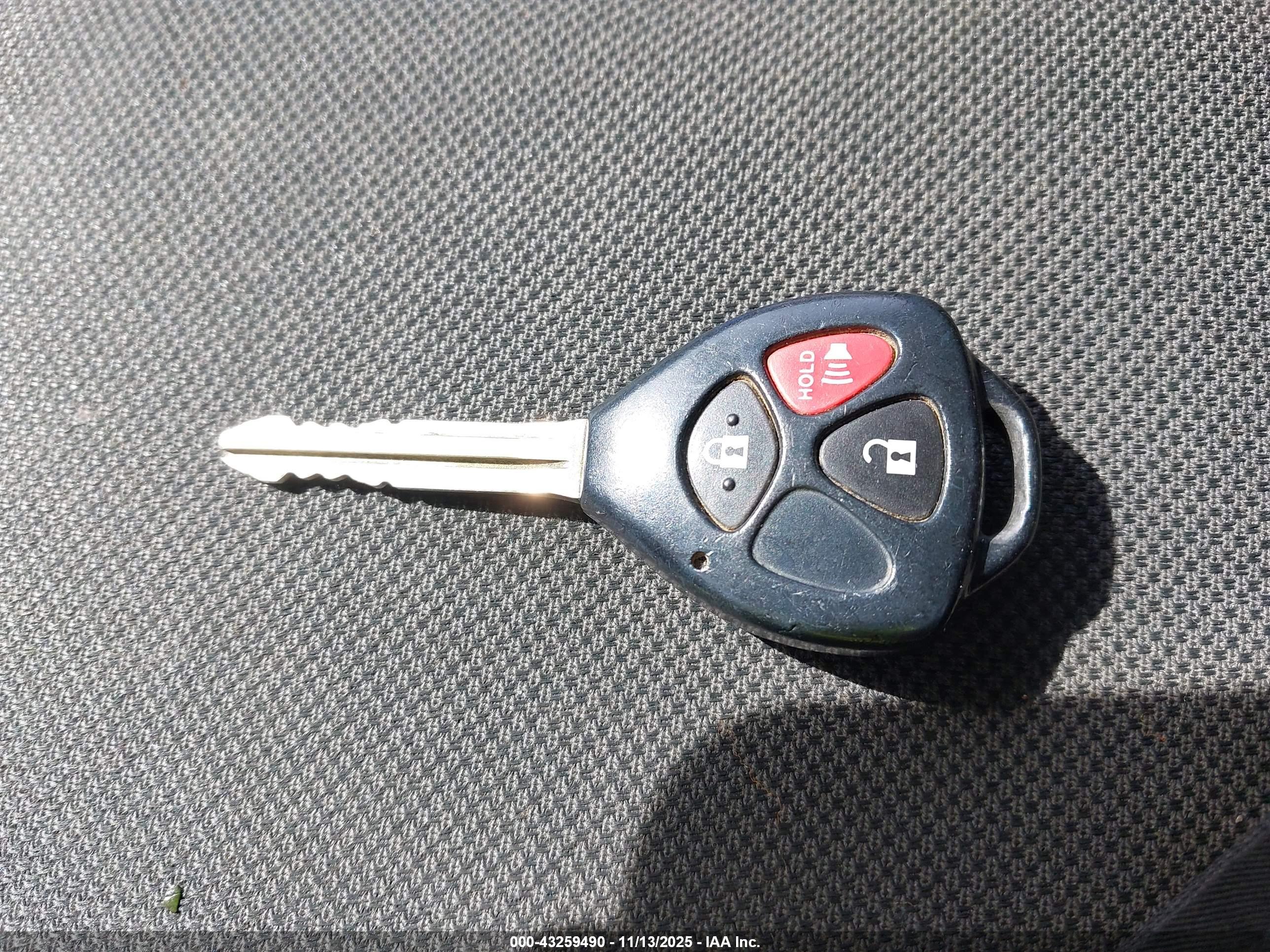 TOYOTA 4RUNNER image 11
