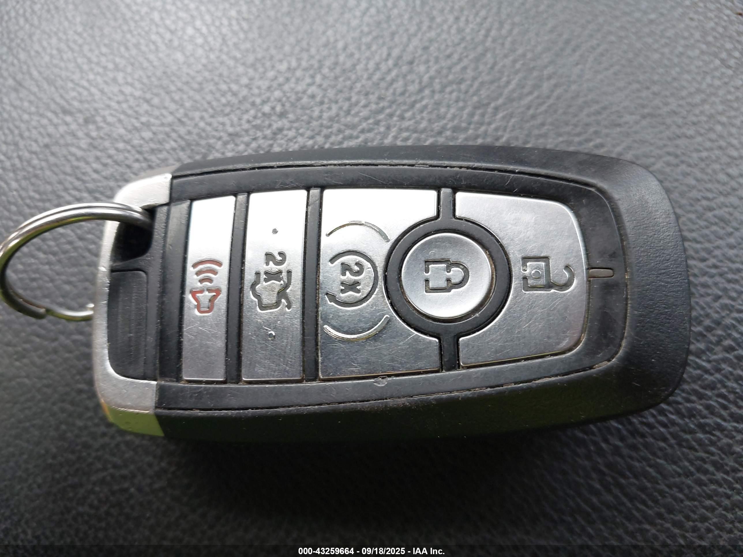 FORD EXPLORER image 11