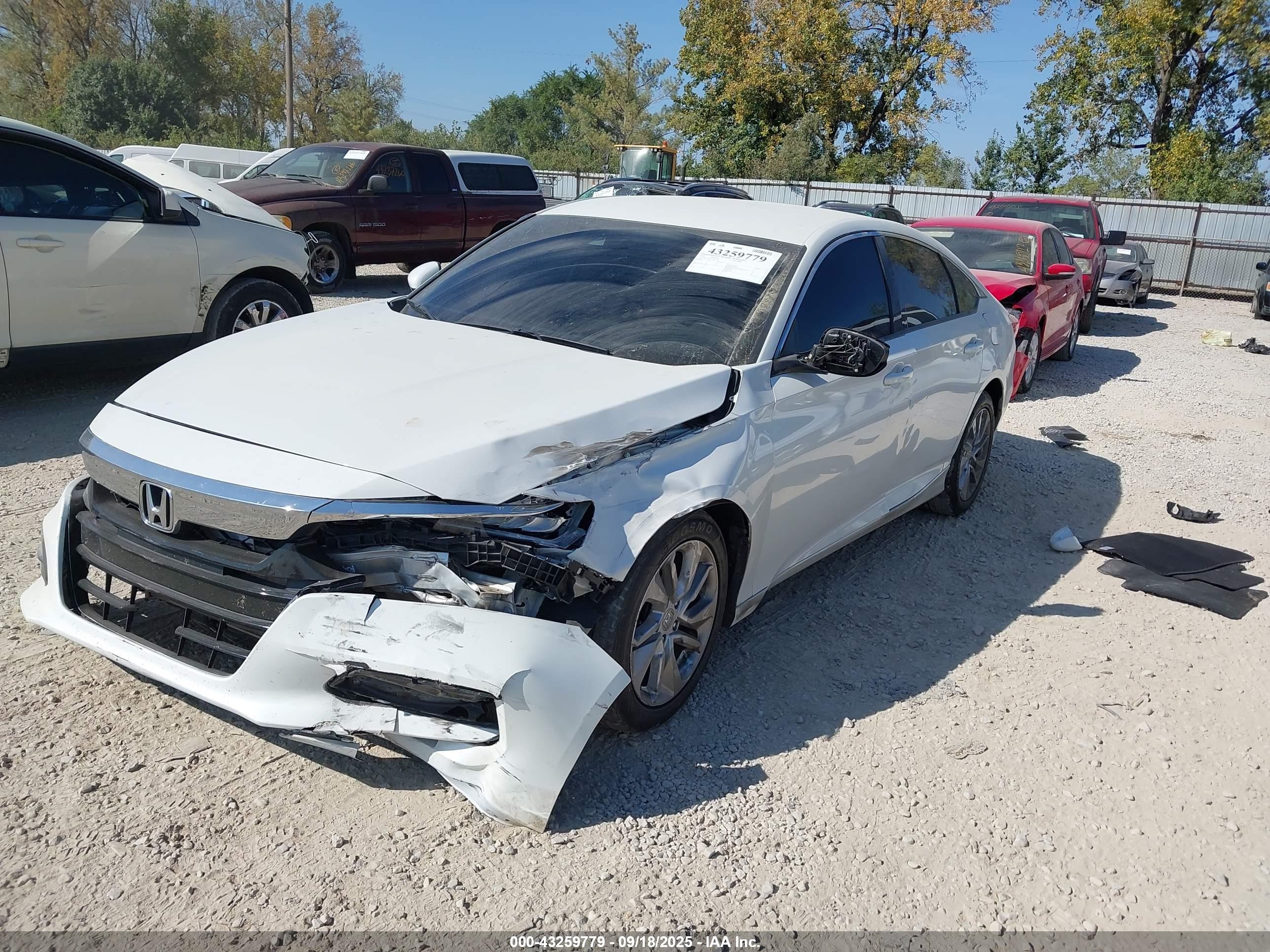 HONDA ACCORD image 2
