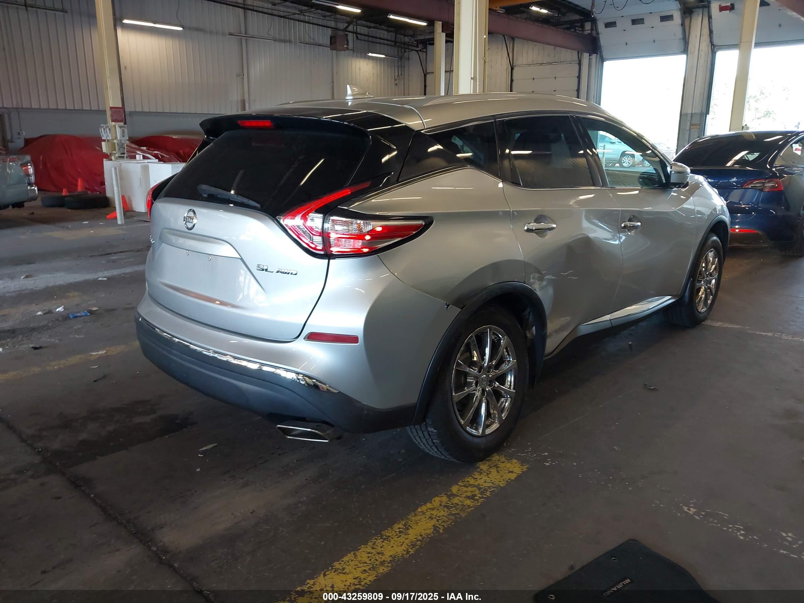 NISSAN MURANO image 4
