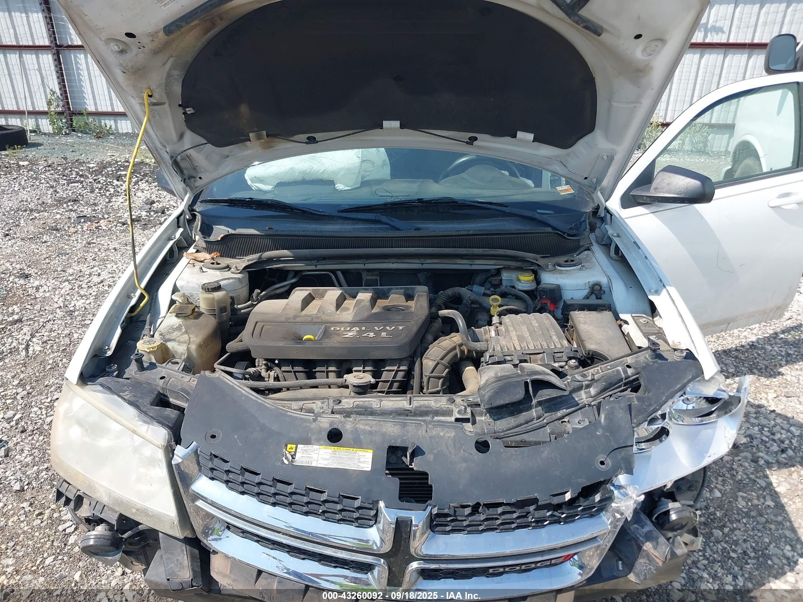 DODGE AVENGER image 10