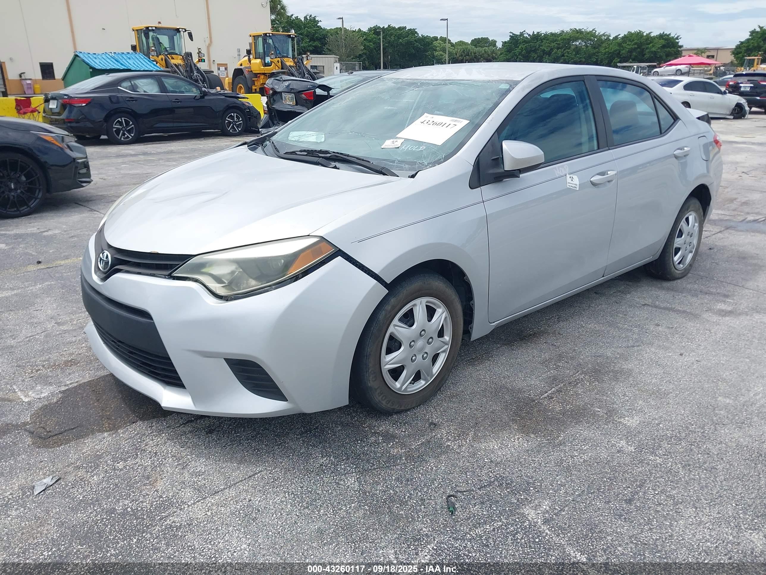 TOYOTA COROLLA image 2