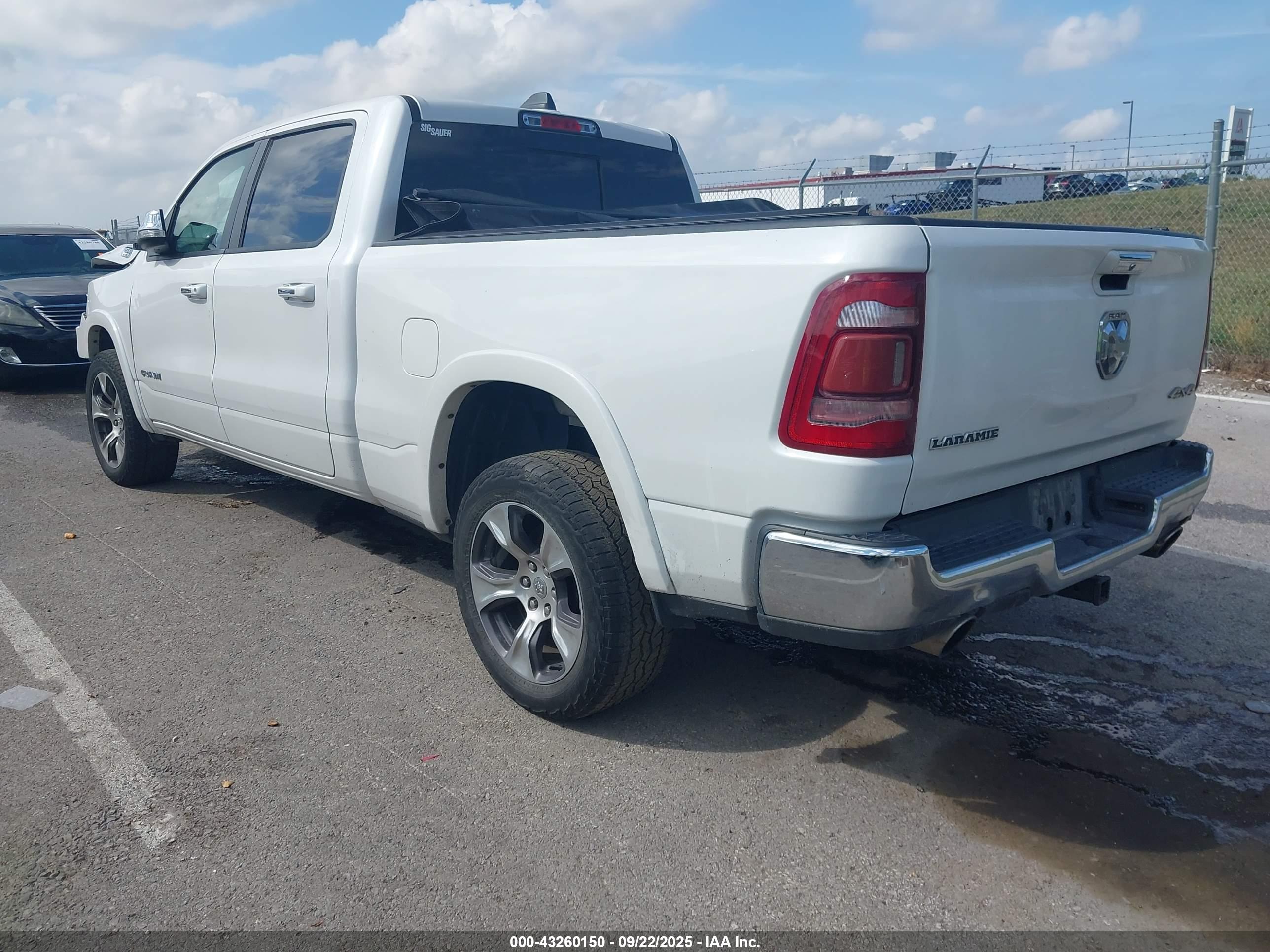 RAM 1500 image 3