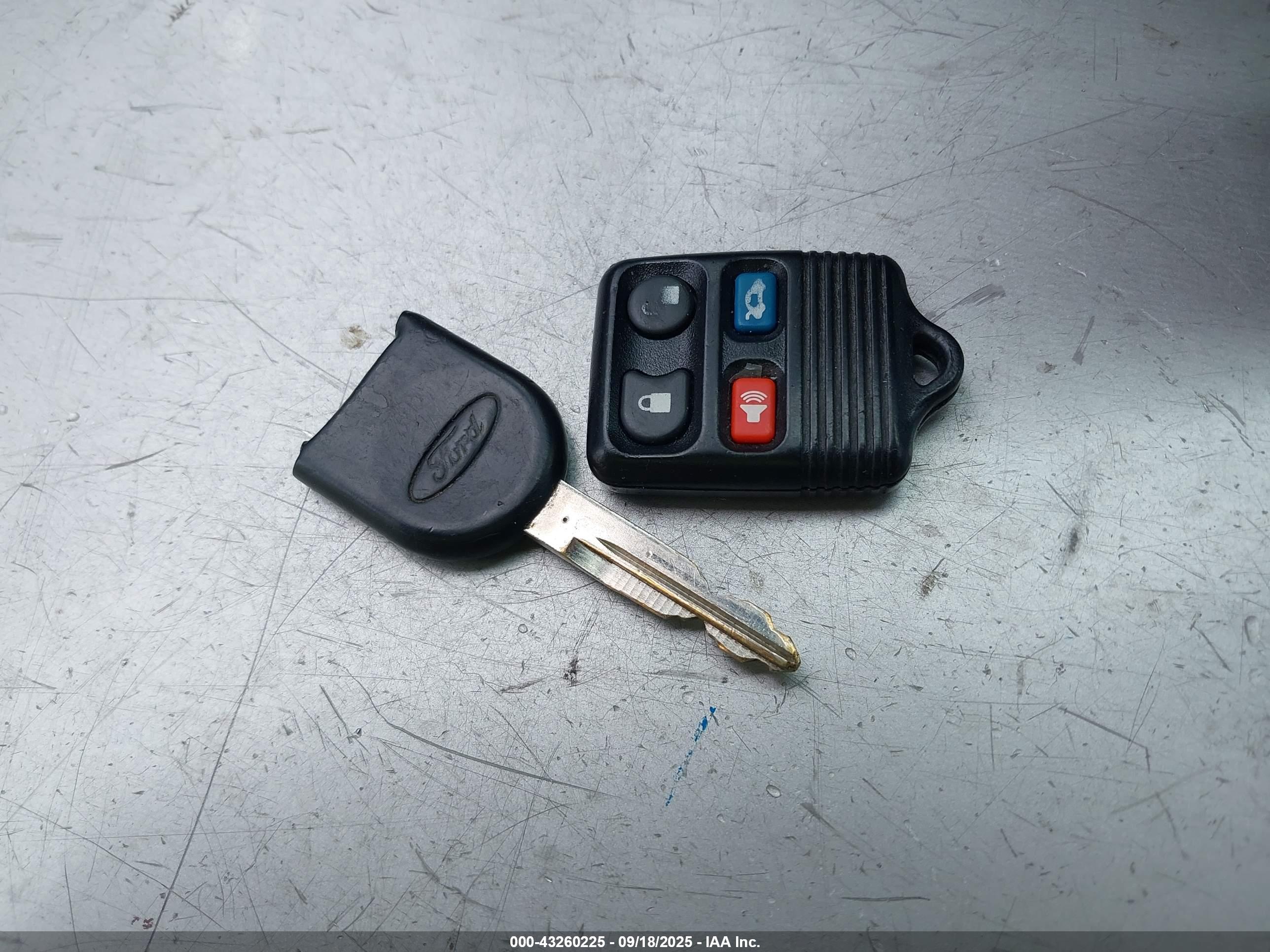 FORD FOCUS image 11