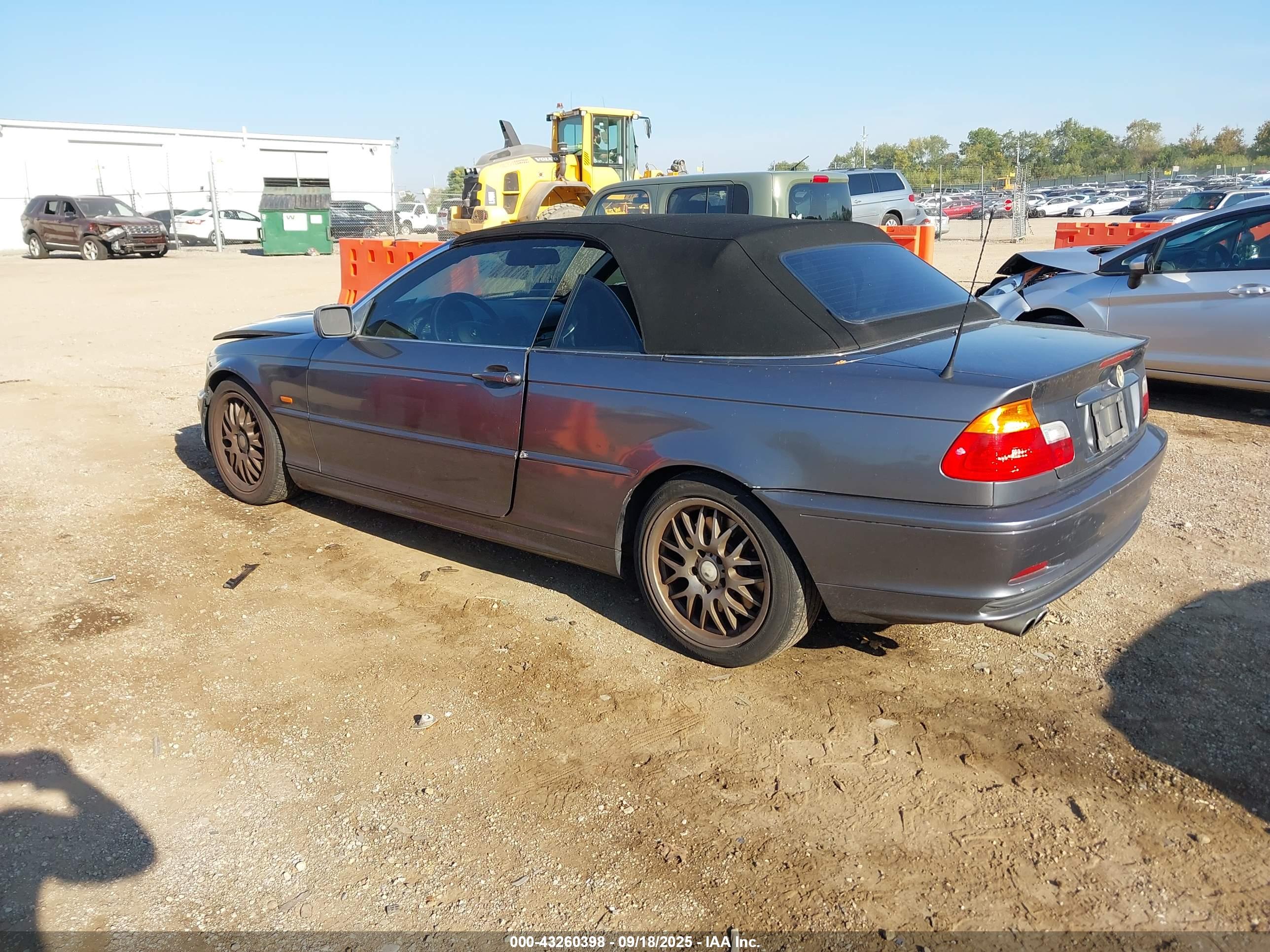 BMW 330CI image 3
