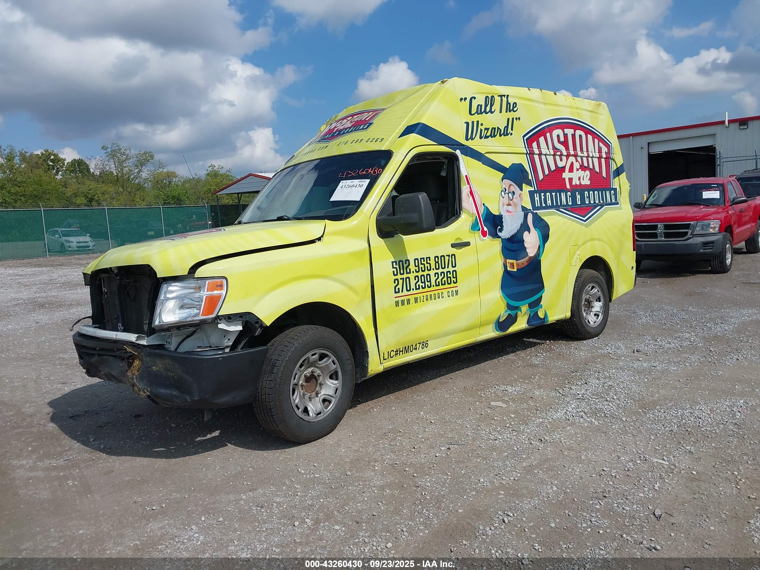NISSAN NV image 2
