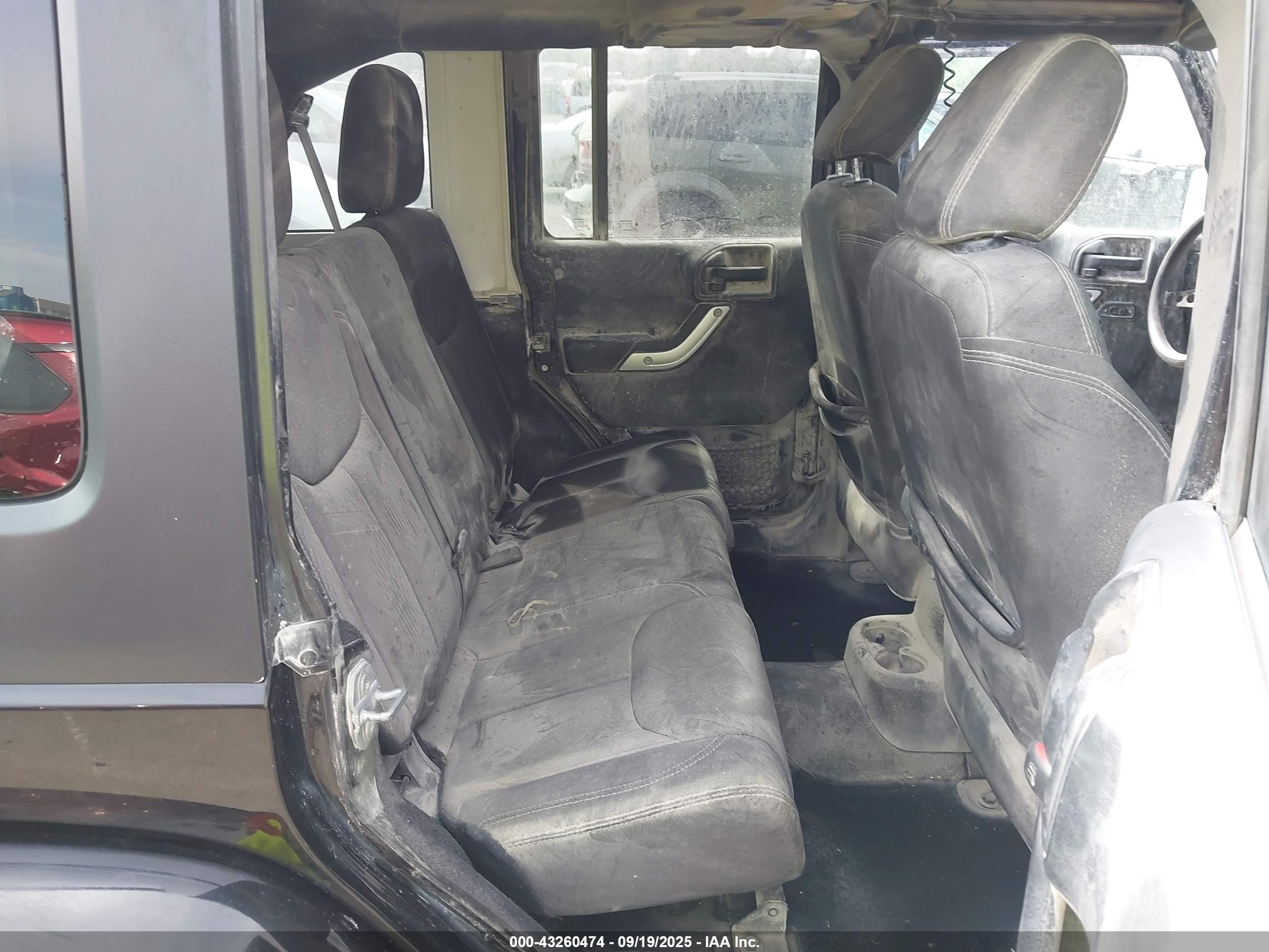 JEEP WRANGLER image 8