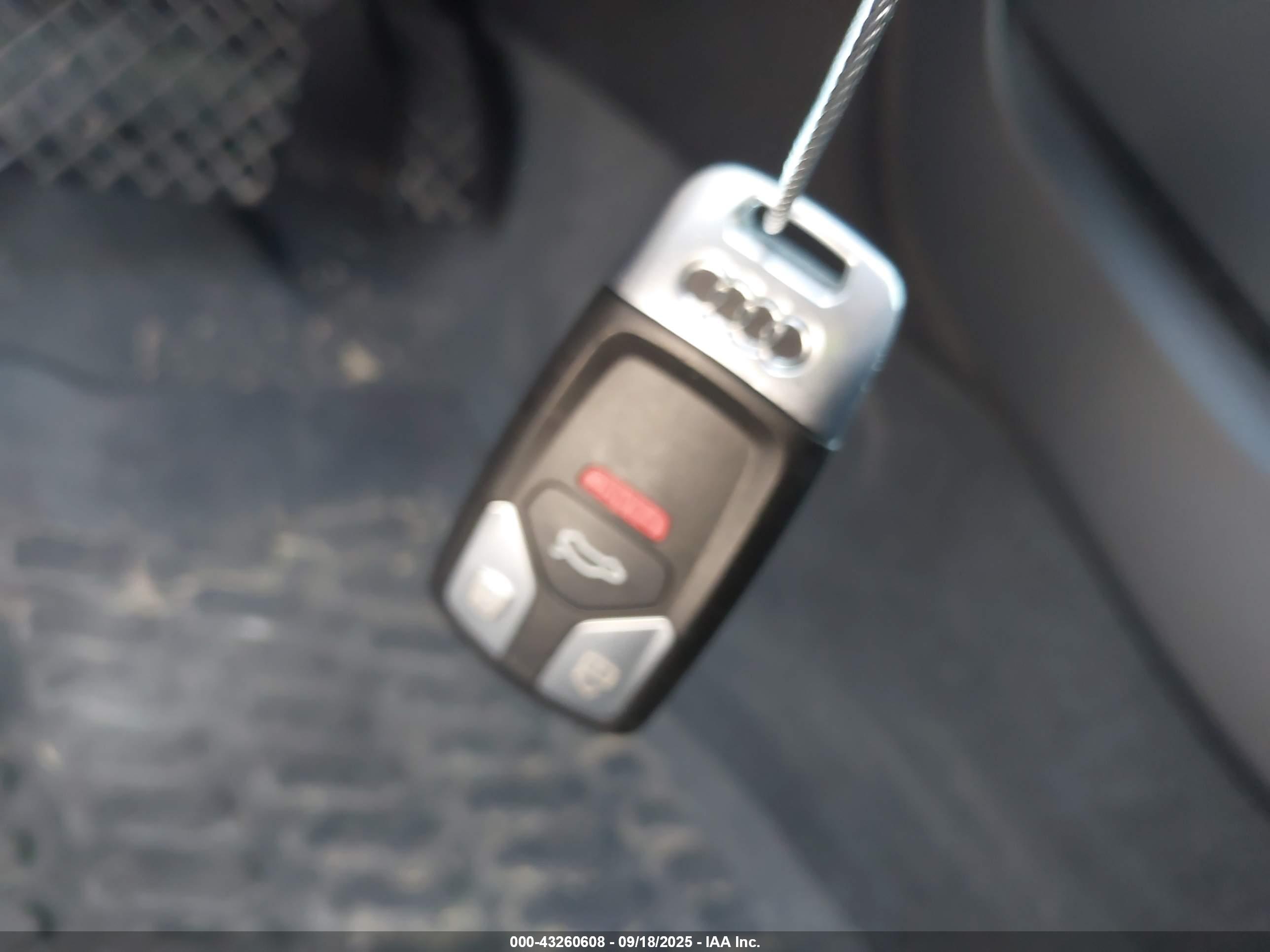 AUDI Q5 image 11