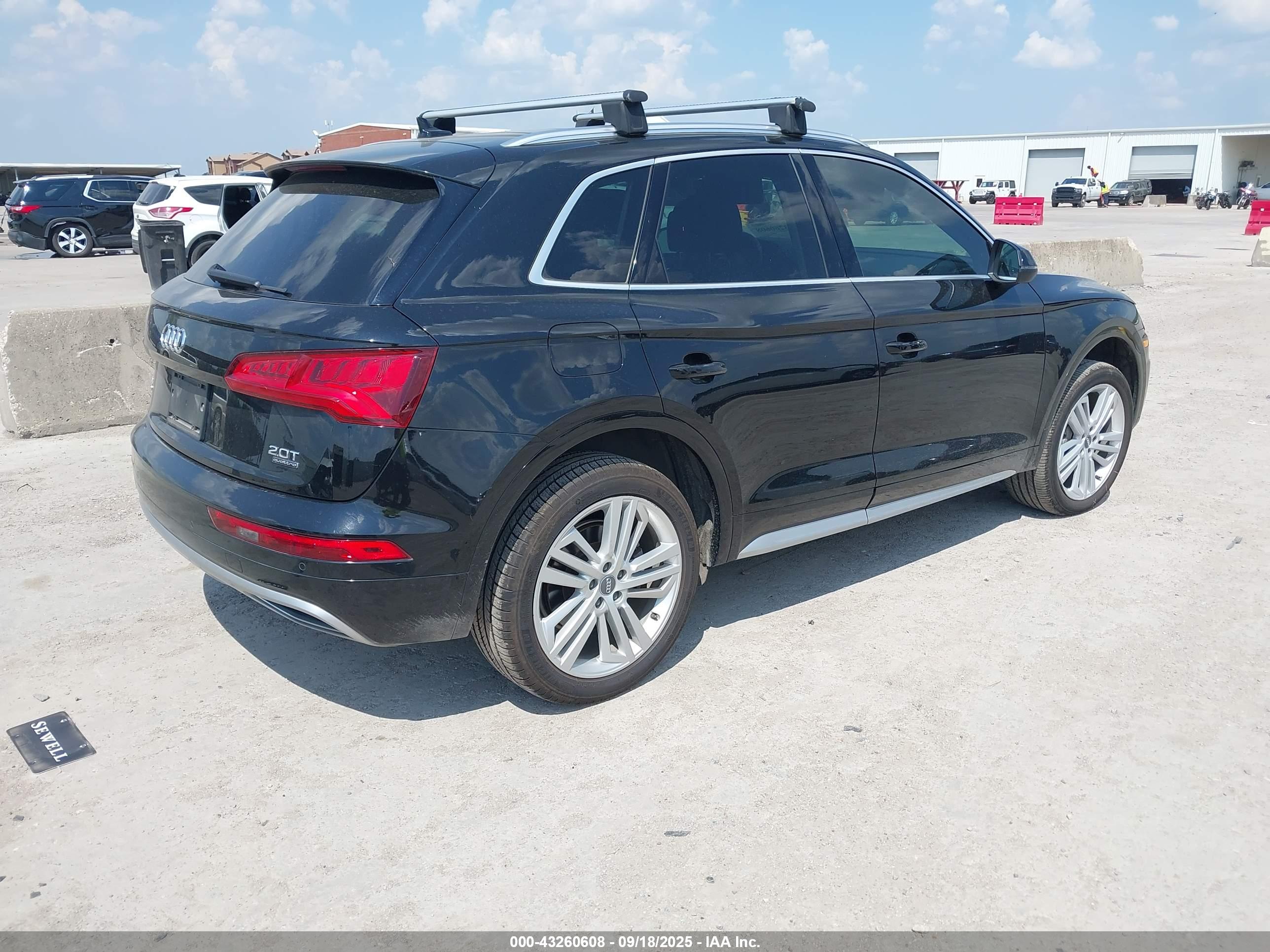 AUDI Q5 image 4