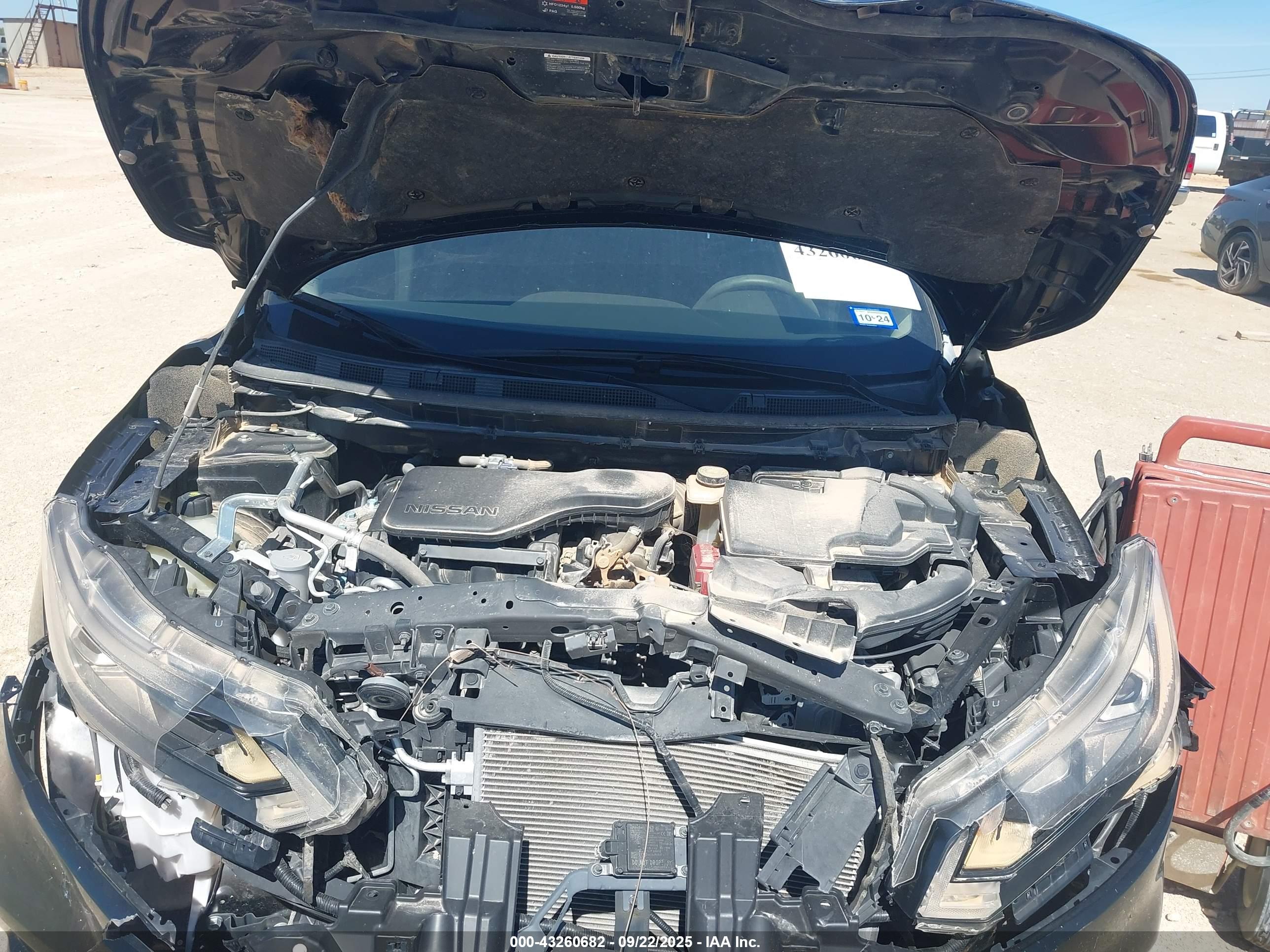 NISSAN ROGUE image 10