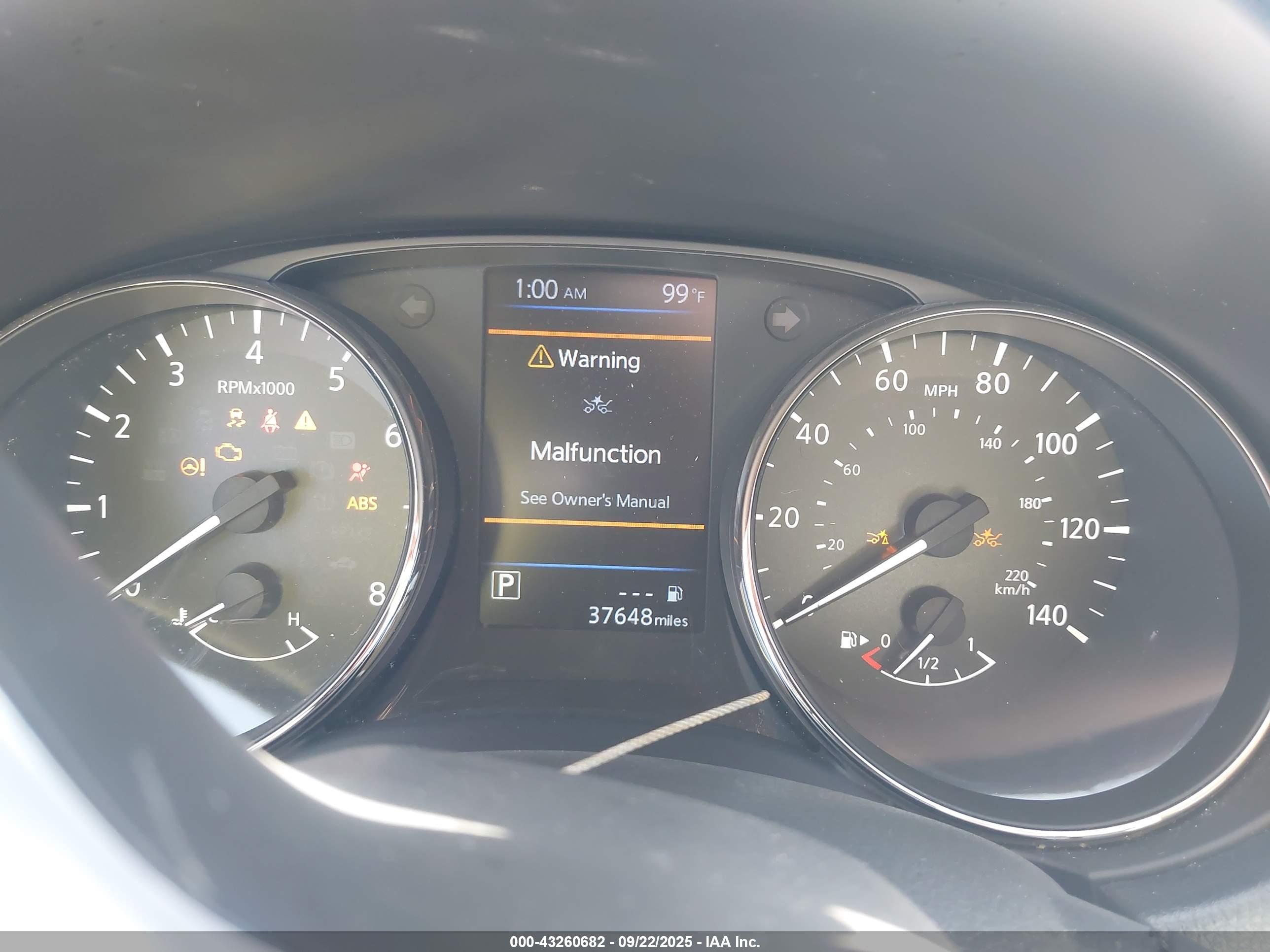 NISSAN ROGUE image 7