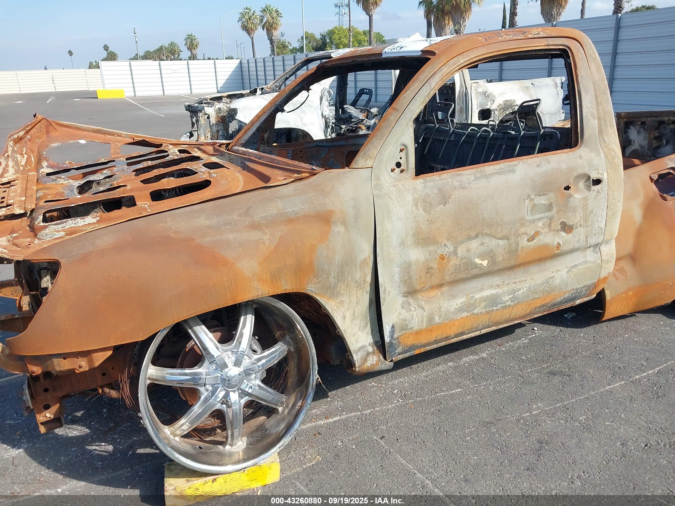 TOYOTA TACOMA image 6