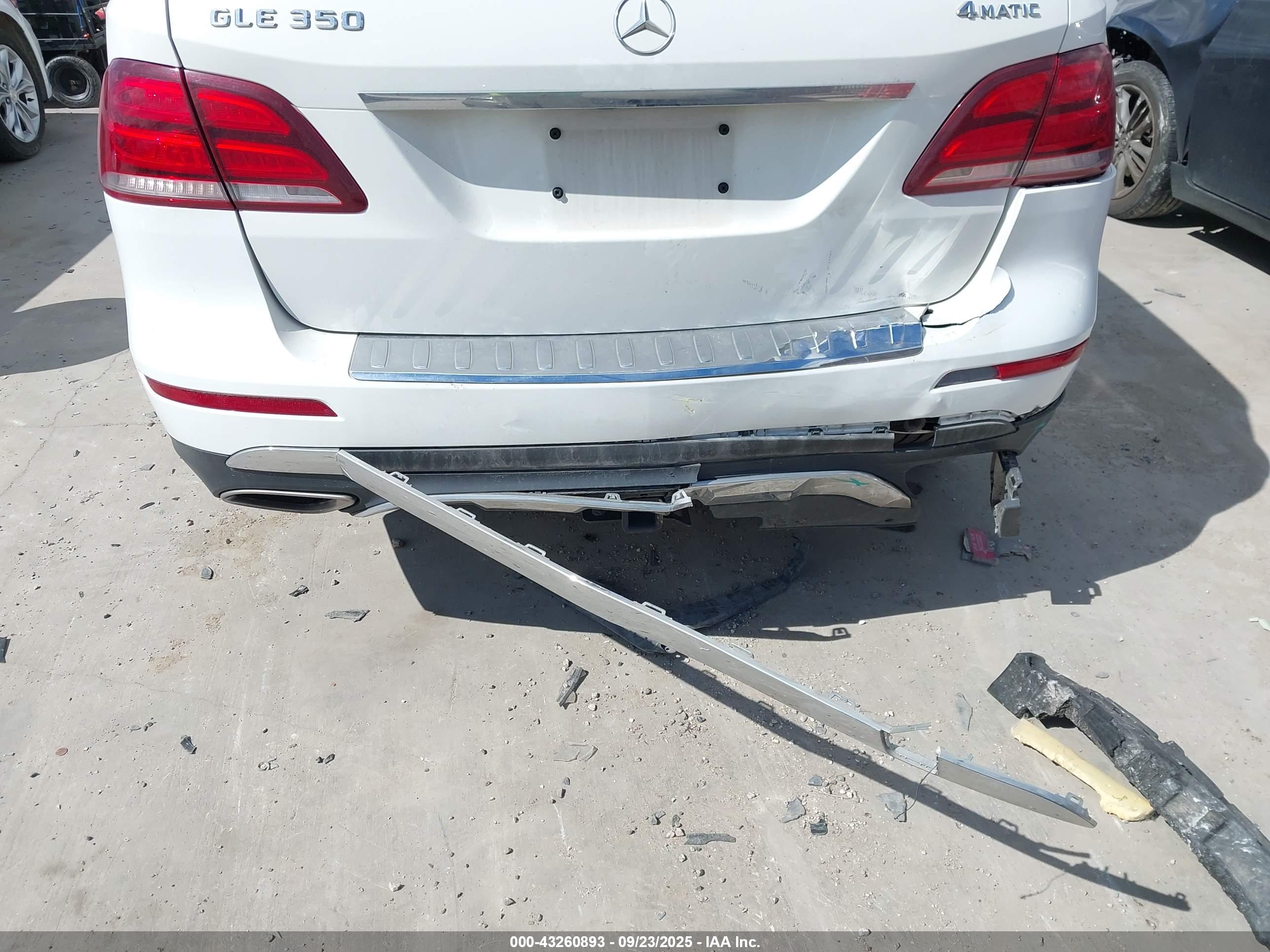 MERCEDES-BENZ GLE image 6