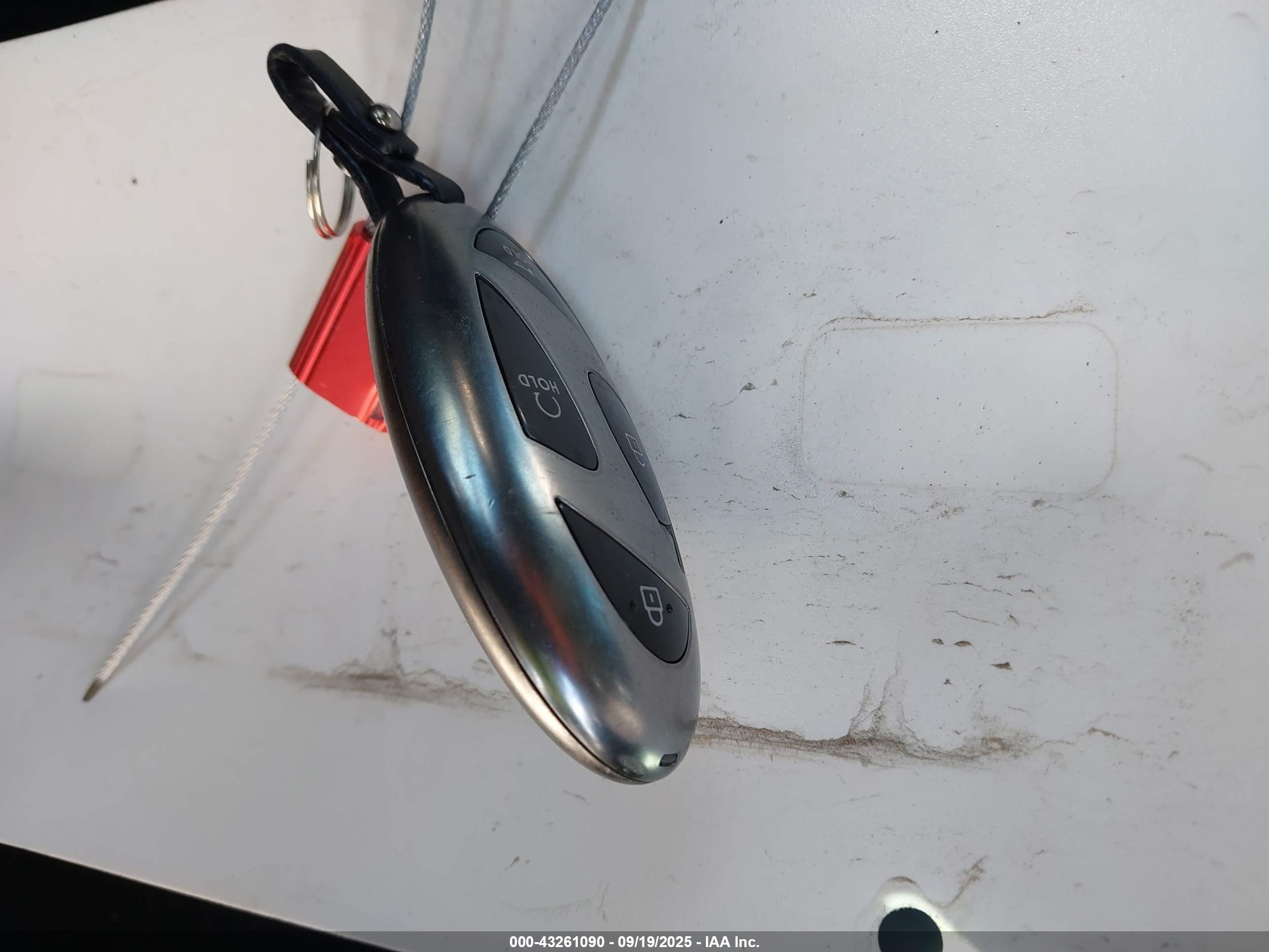 HYUNDAI KONA image 11