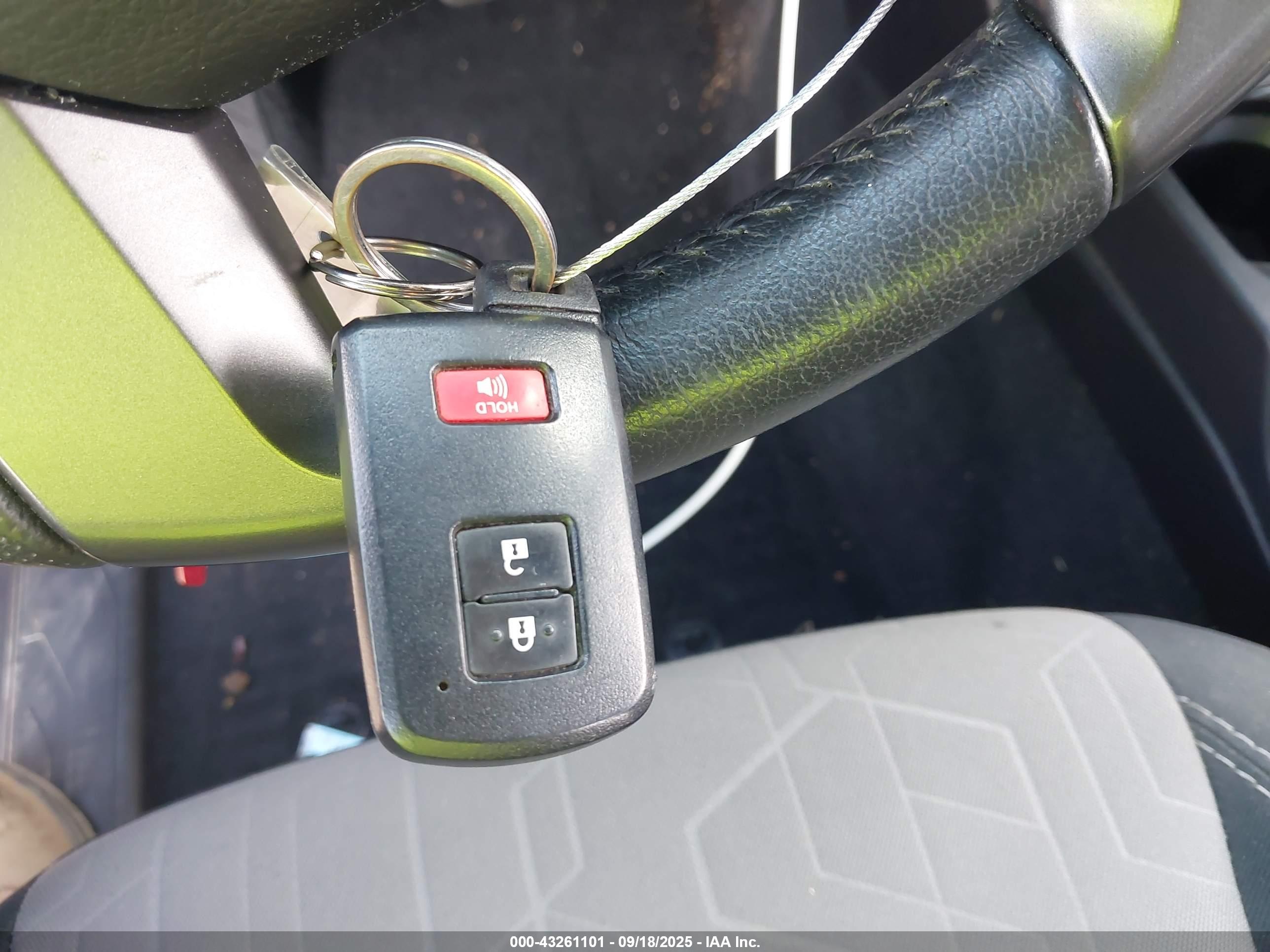 TOYOTA TACOMA image 11